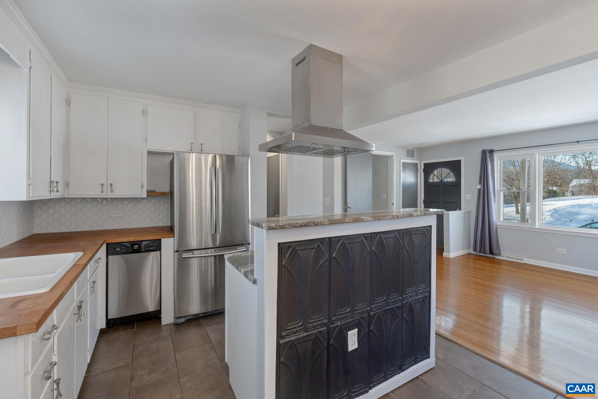 905 Druid Ave