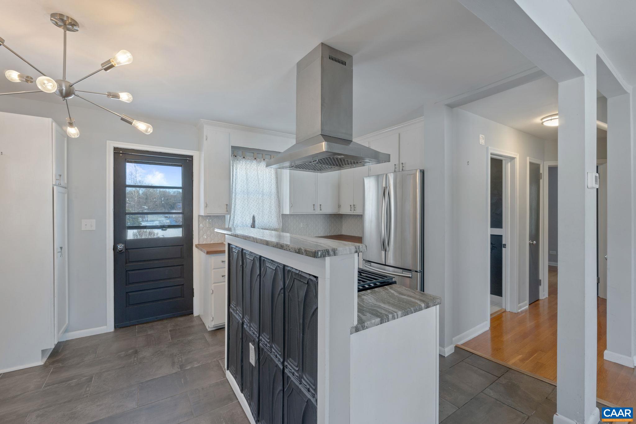 905 Druid Ave