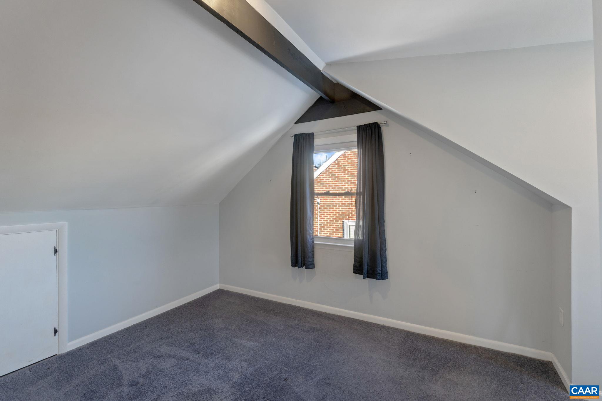 905 Druid Ave