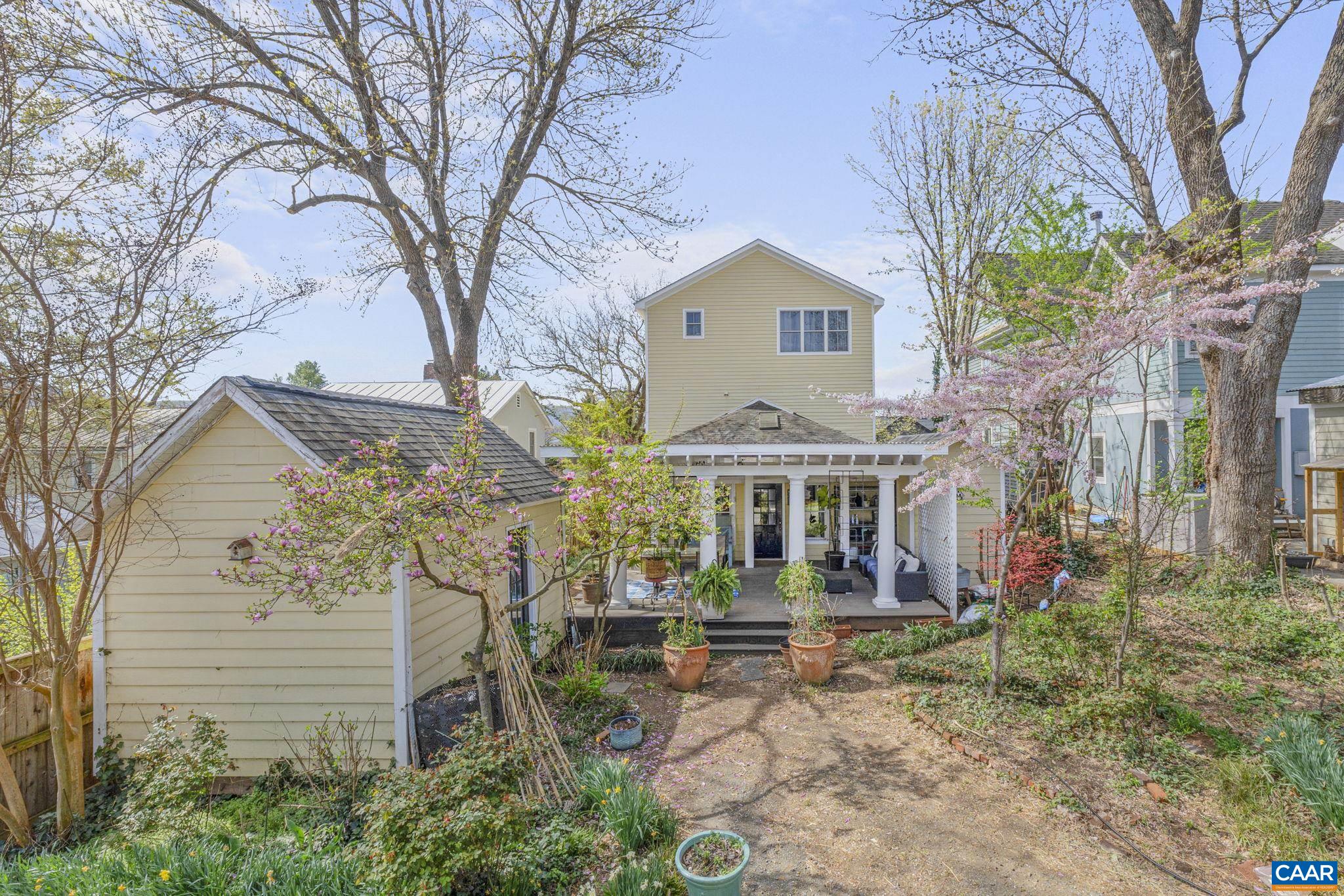 803 Monticello Ave