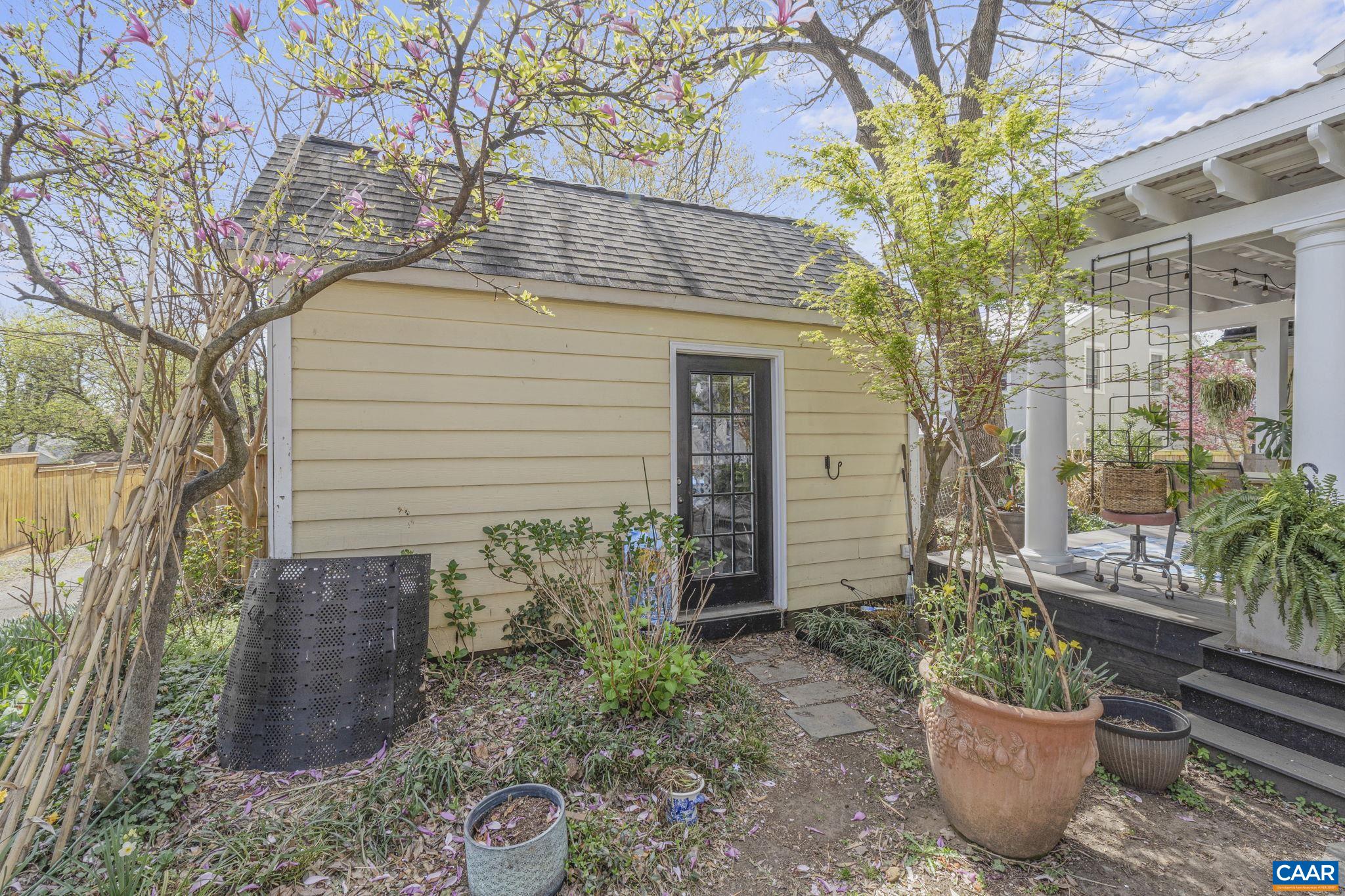 803 Monticello Ave