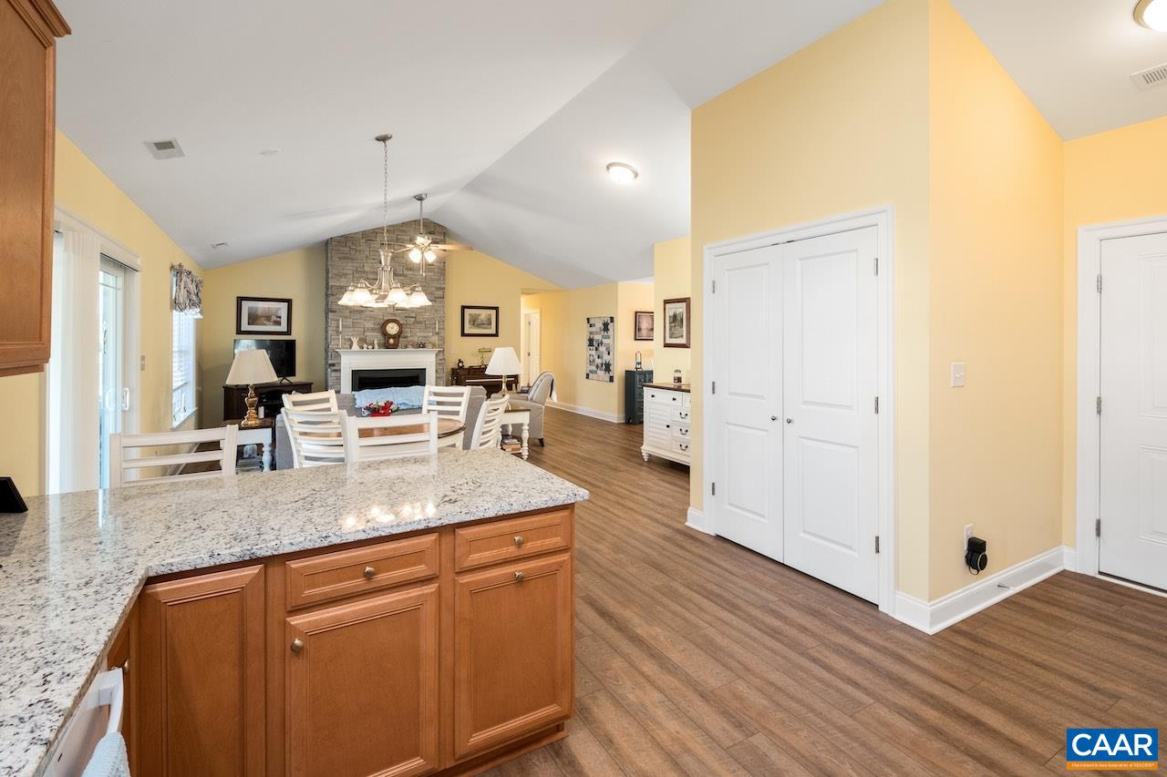 10 Apple Blossom Ct