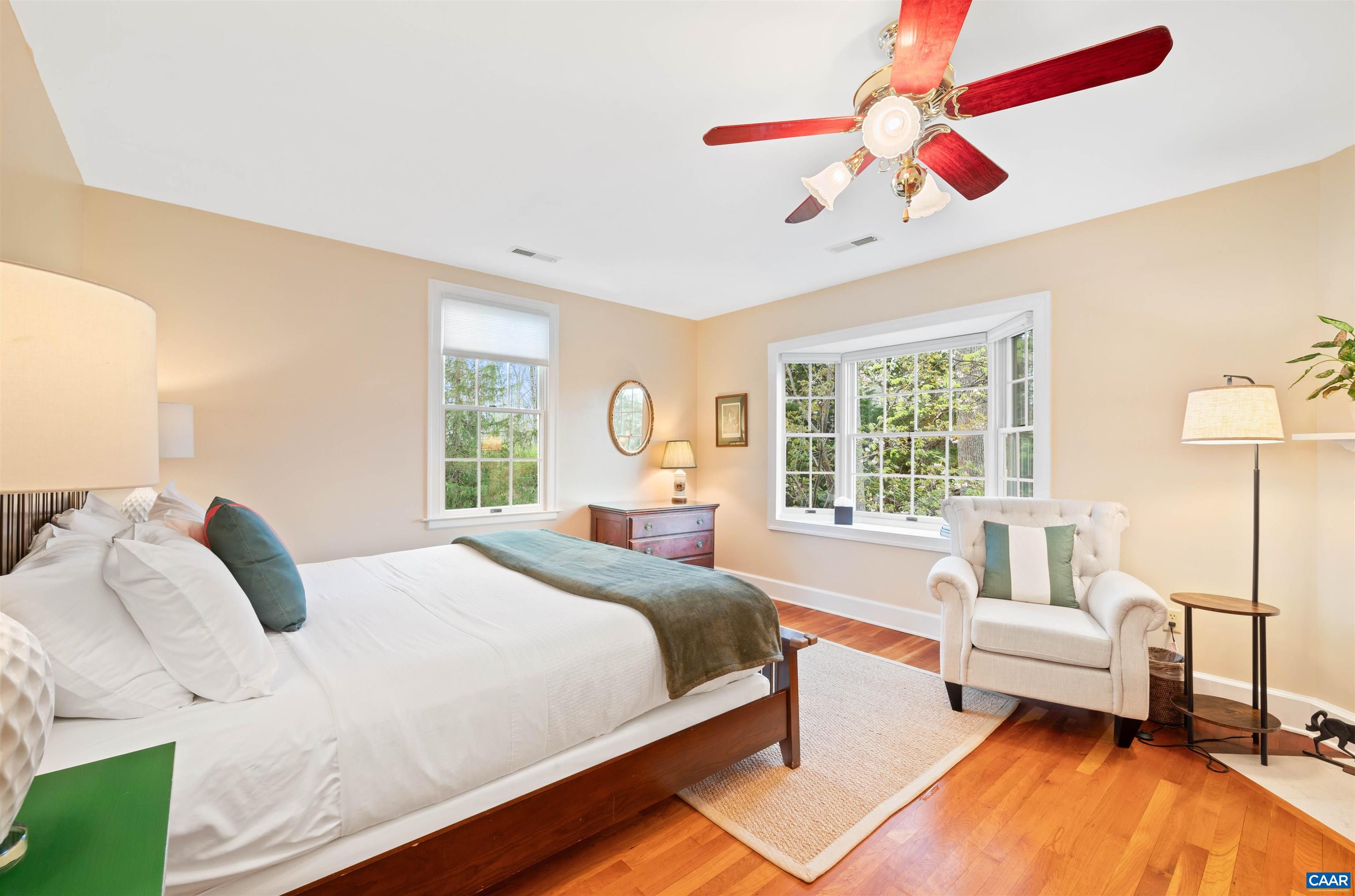 2280 Garth Rd