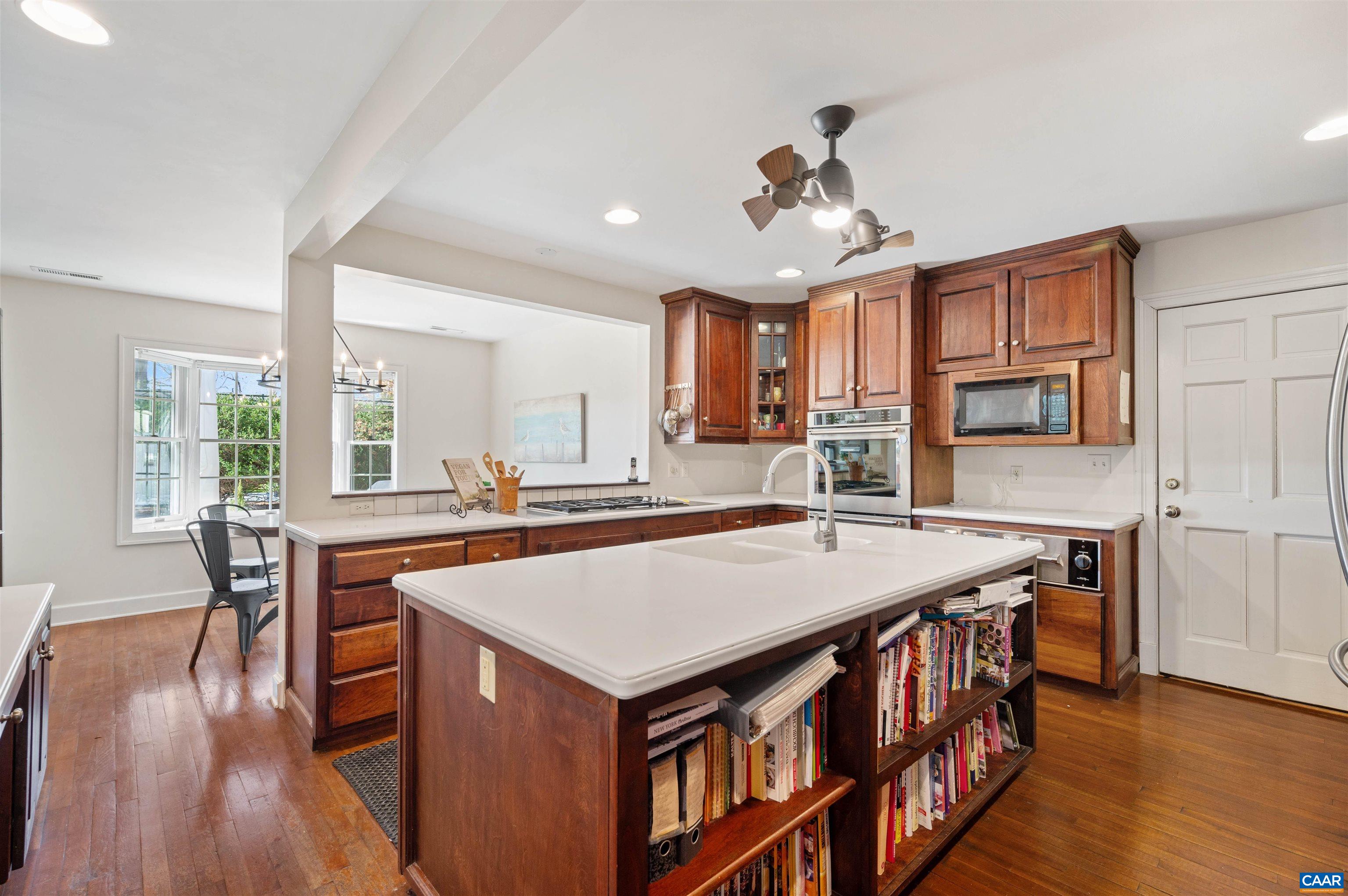 2280 Garth Rd