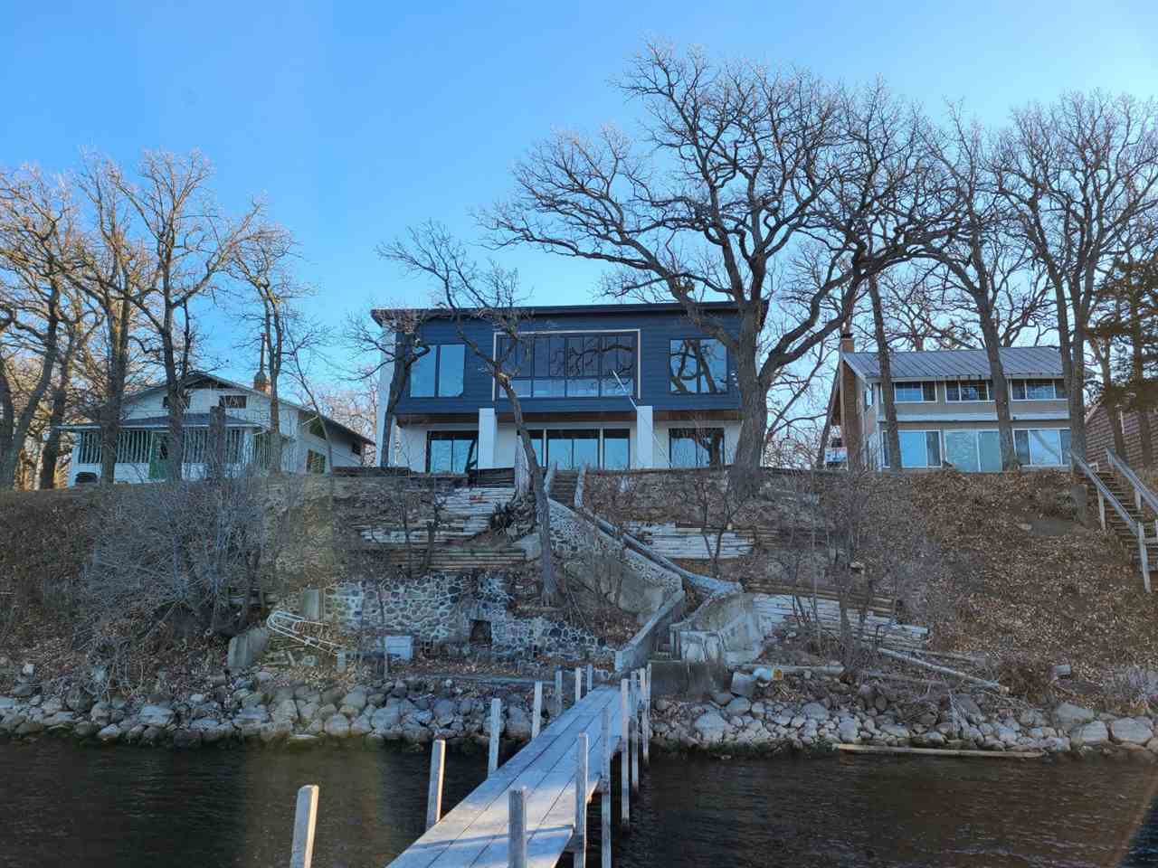 RESIDENTIAL for Sale at Lakeshore