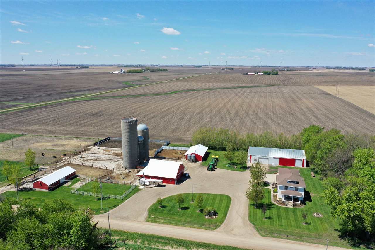 Okoboji Homes Stauss Realty 3575 140th, Everly IA