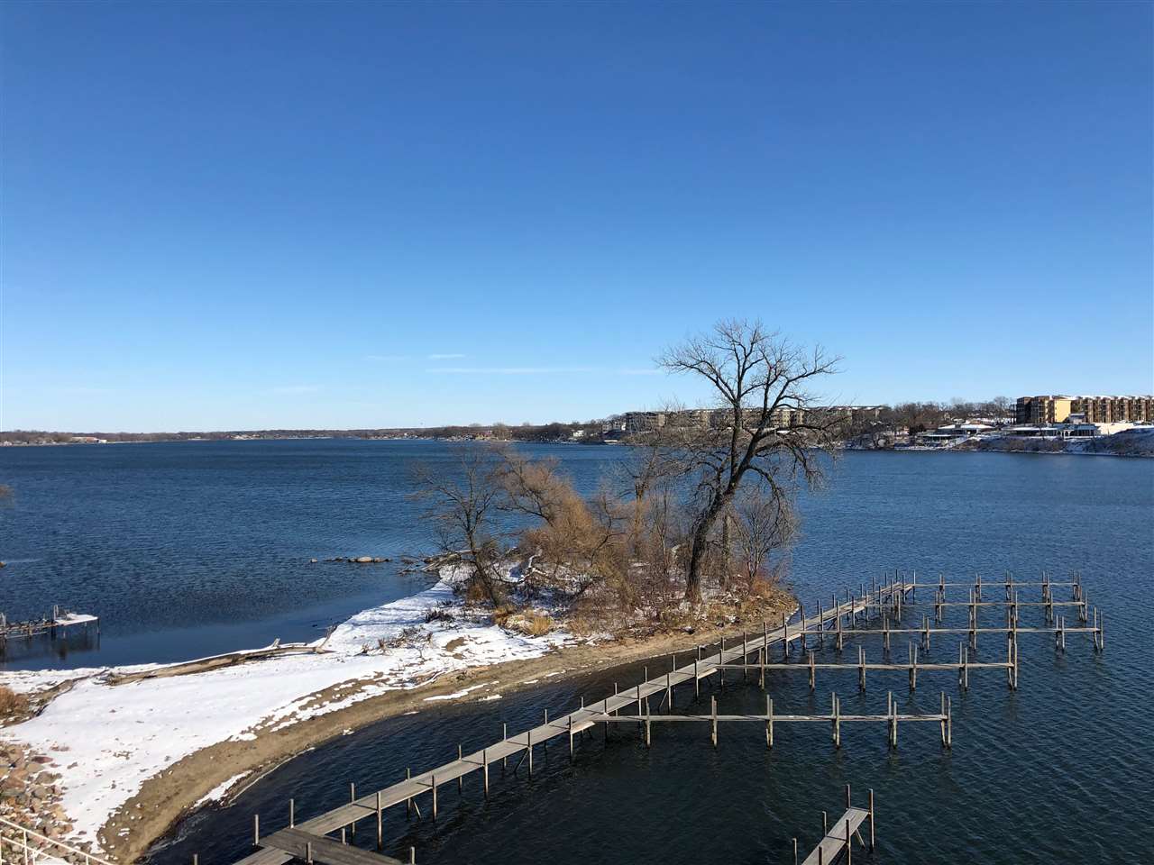 RESIDENTIAL for Sale at Lake