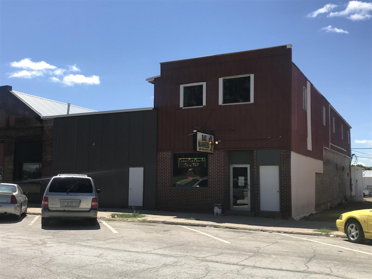 Commercial for Sale at 11th 