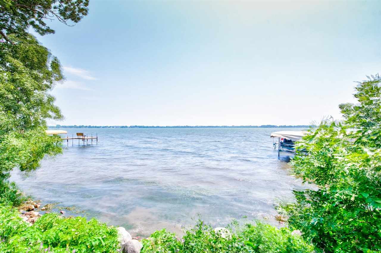 Okoboji Homes Stauss Realty Big Spirit Lake 25991 105th, Spirit