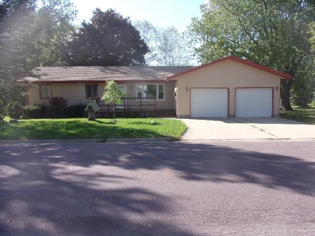 1109 S Ave., Milford, IA 51351 