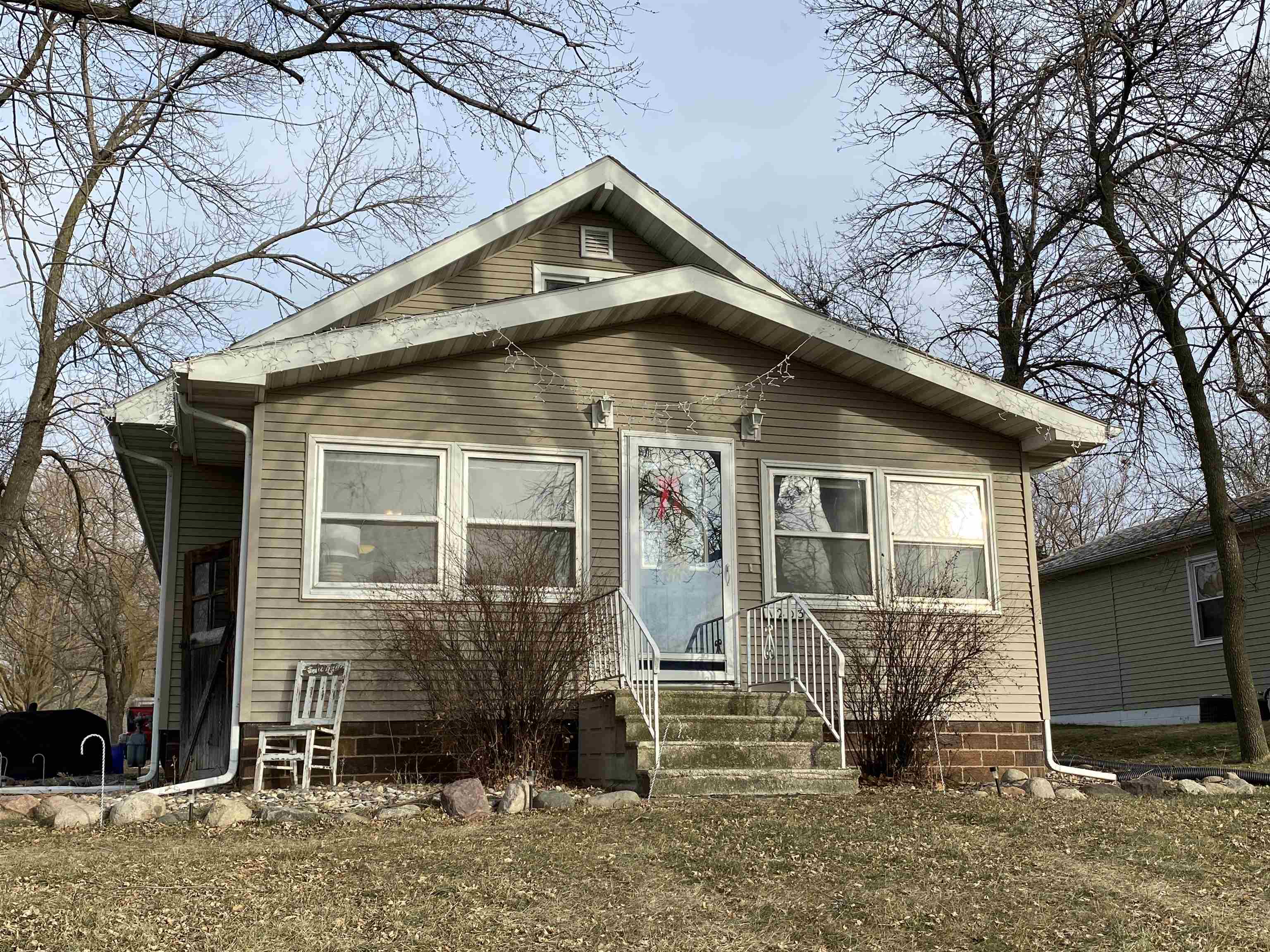 MLS #211328