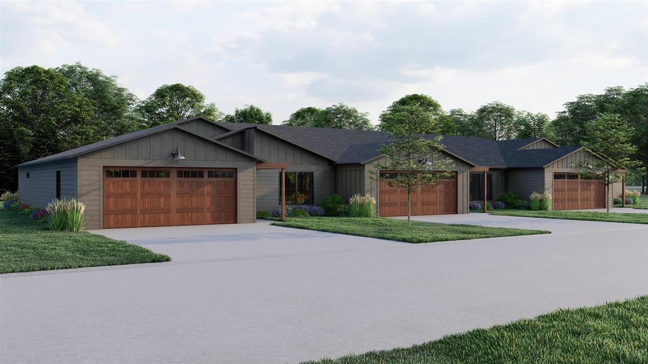 1505 Blaine's Way, Spirit Lake, IA 51360 