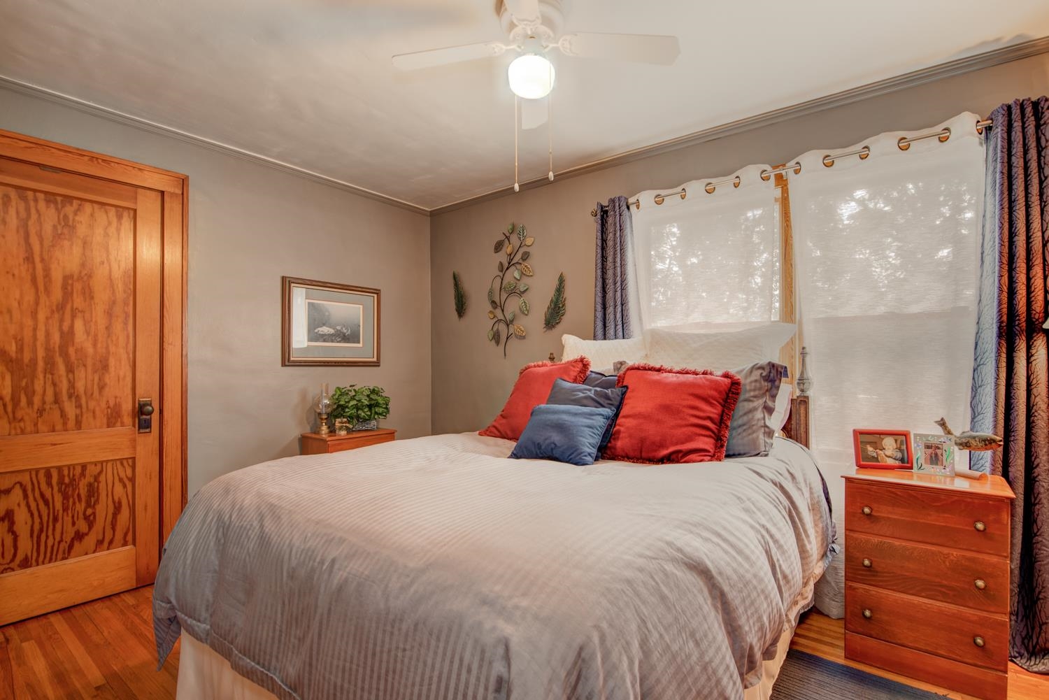 2107 Gary Avenue, Spirit Lake, IA 51360 MLS 221005 Price 210,000