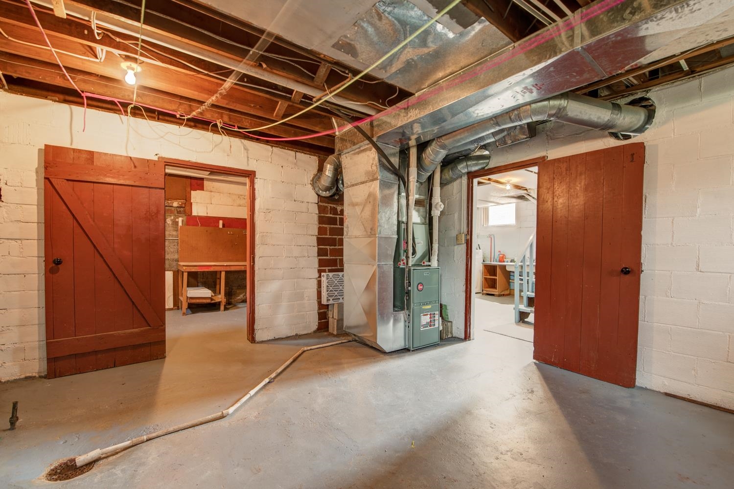 2107 Gary Avenue, Spirit Lake, IA 51360 MLS 221005 Price 210,000