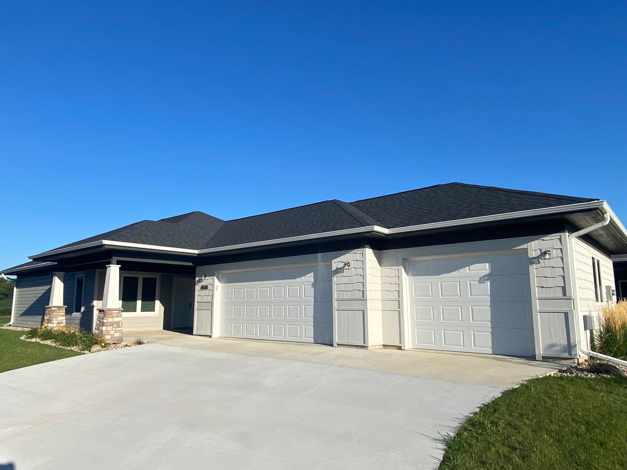 4508 Tallgrass Circle, Spirit Lake, IA 51360 MLS 221024 Price