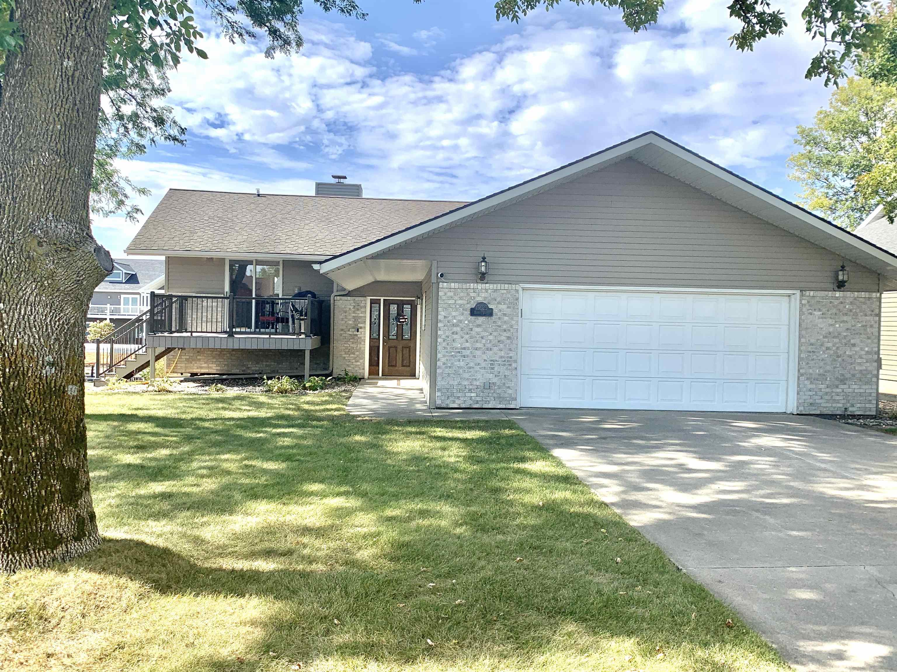 Okoboji Homes Stauss Realty