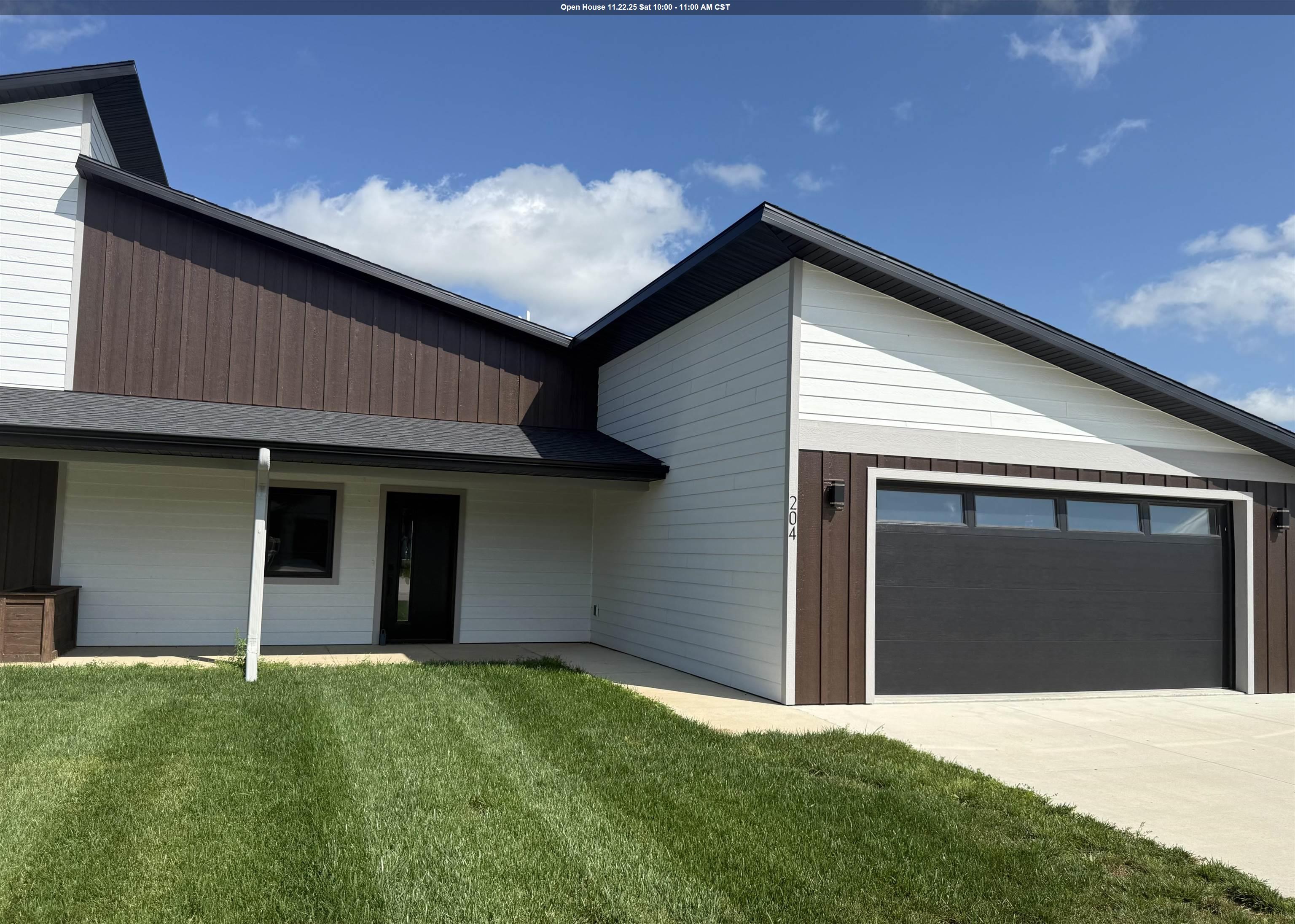 204 34th Avenue, Spencer, IA 51301 
