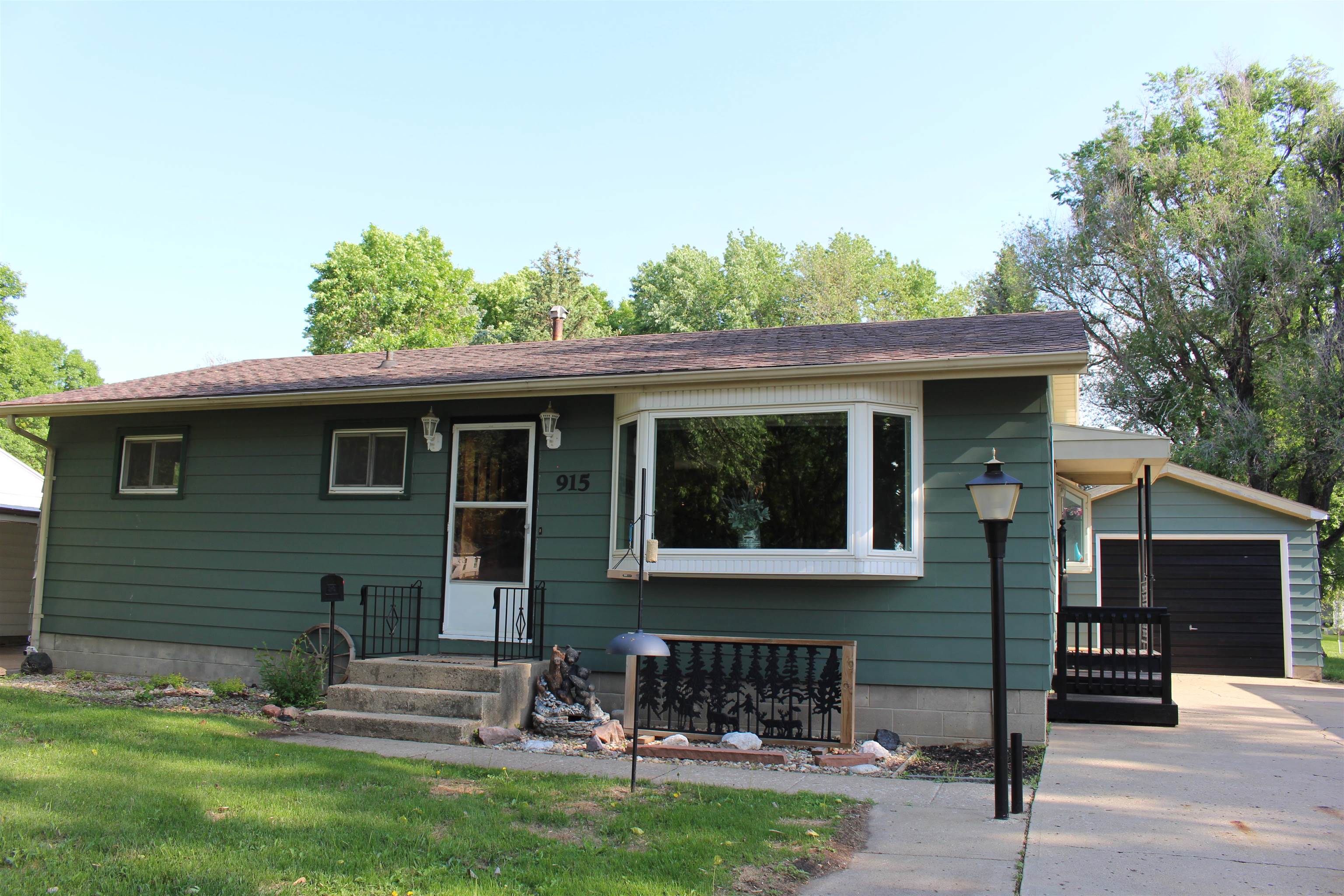915 7th Street, Spencer, IA 51301 