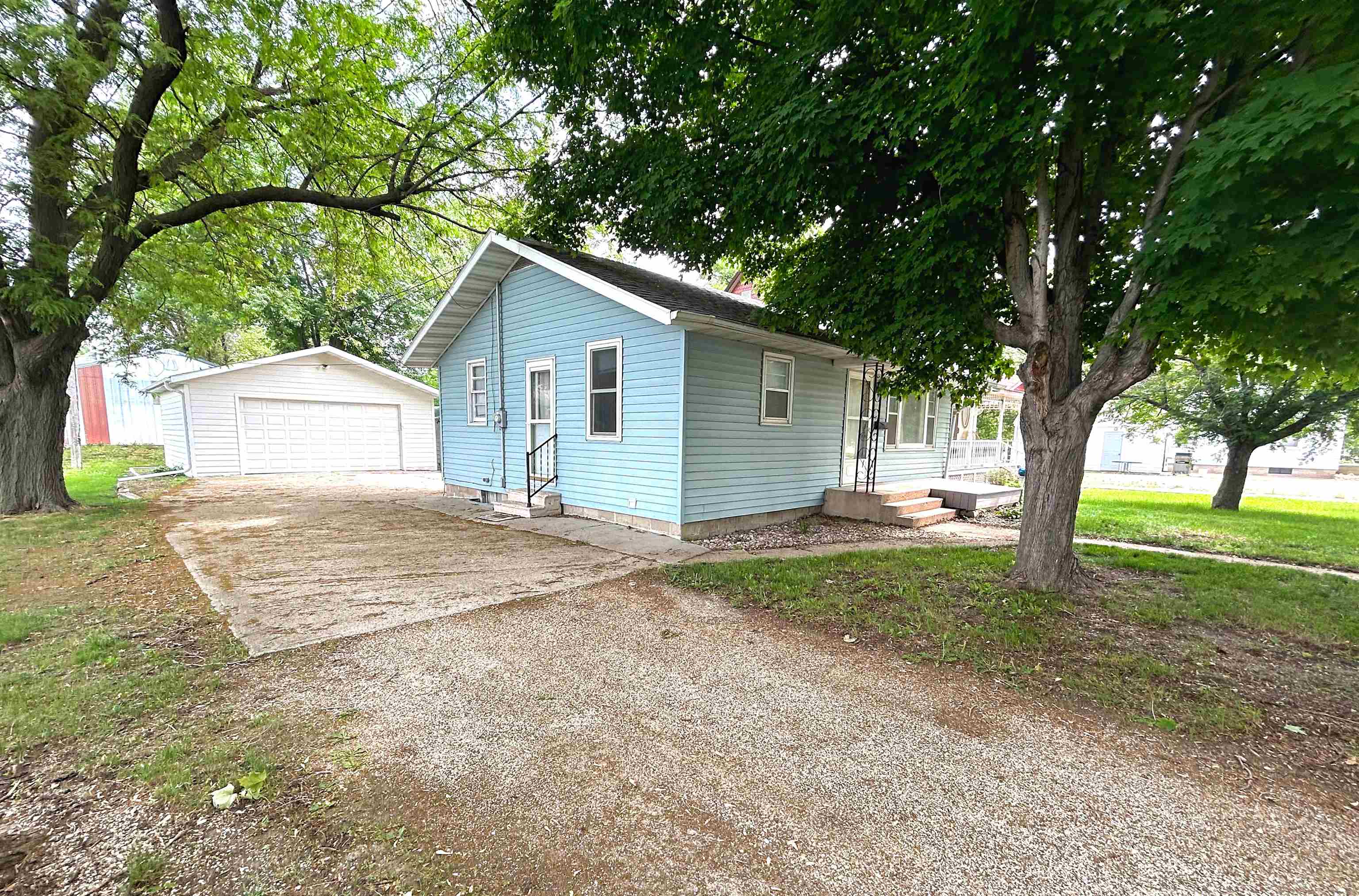 MLS #230570