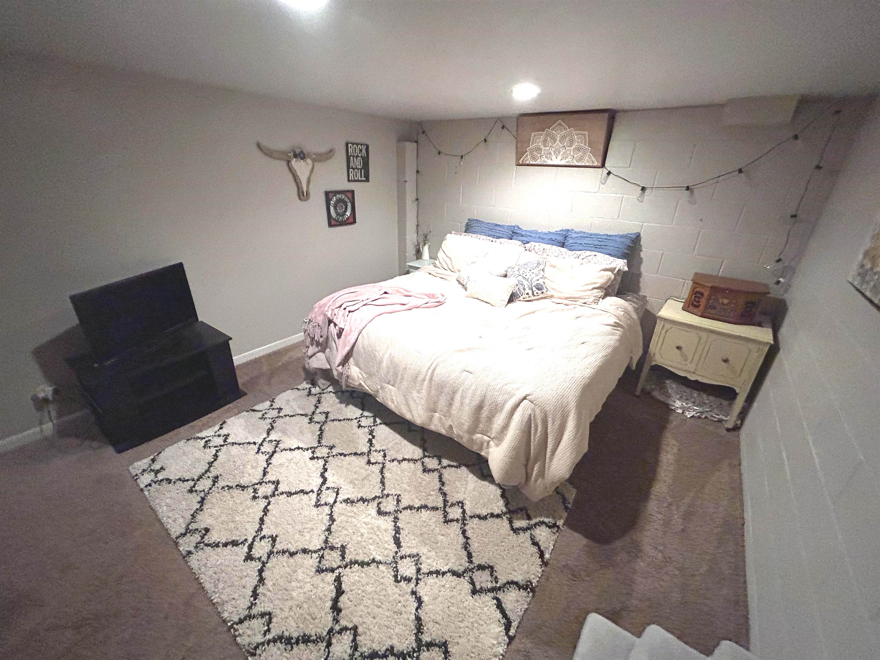 MLS #230570