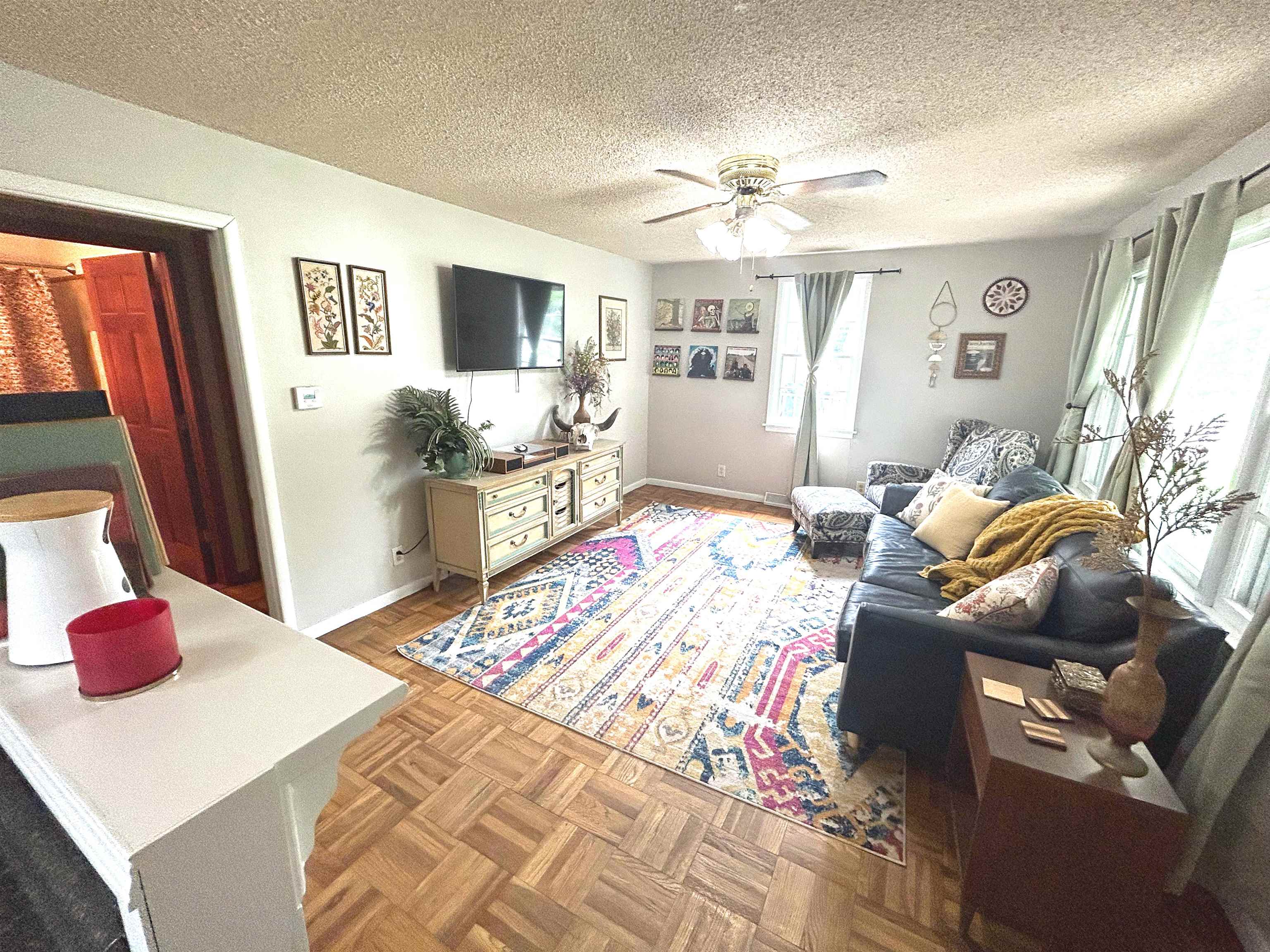 MLS #230570