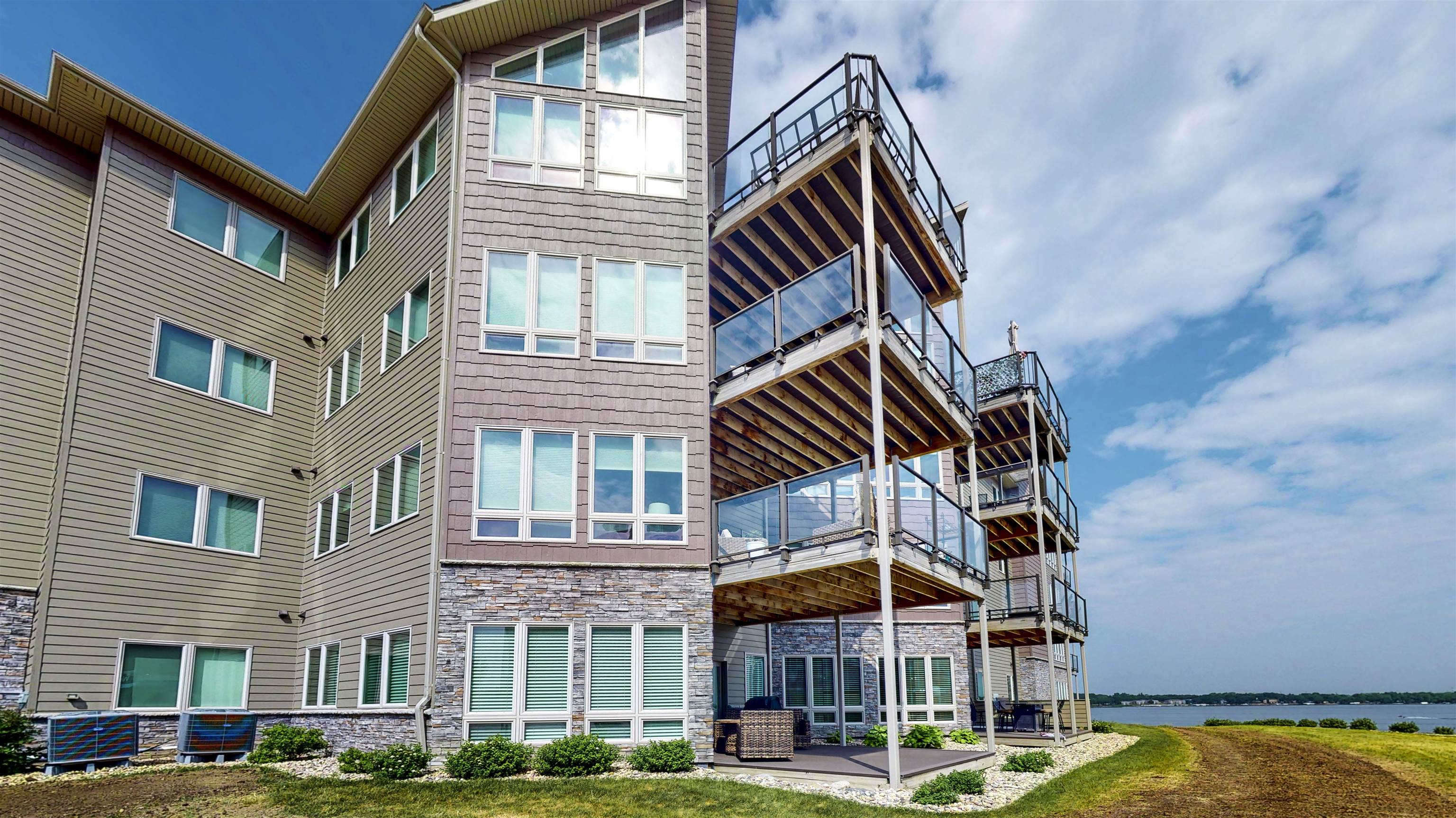 Okoboji Homes Stauss Realty Our Listings