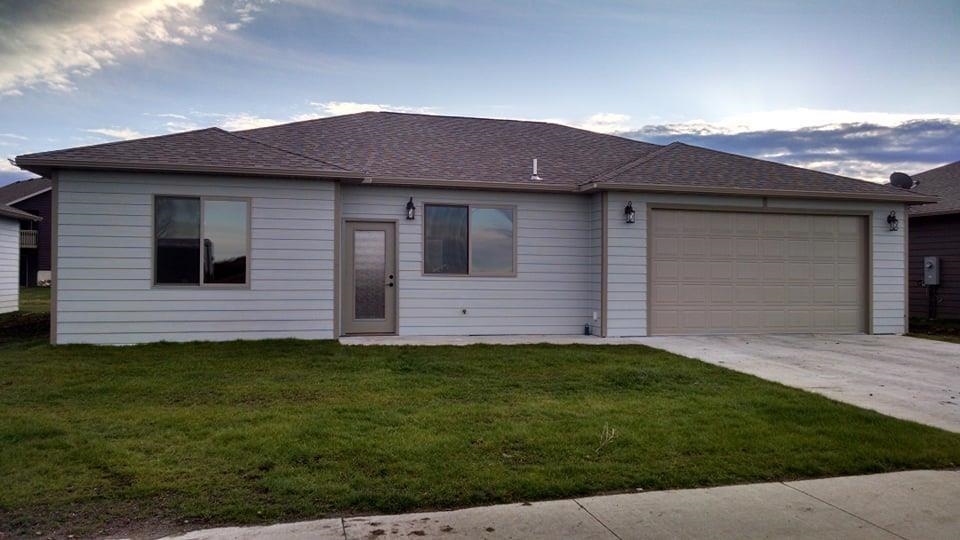 3617 Lincoln Avenue, Spirit Lake, IA 51360 