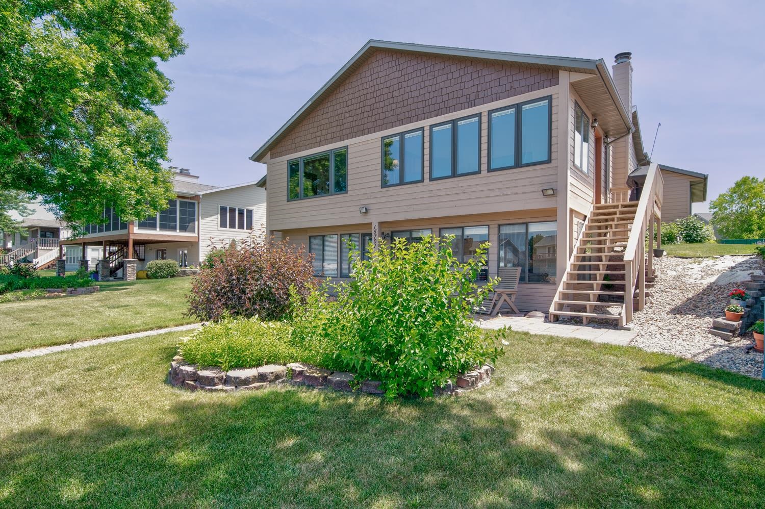 15701 FURMAN Road, Spirit Lake, IA 51360 MLS 230730 Price