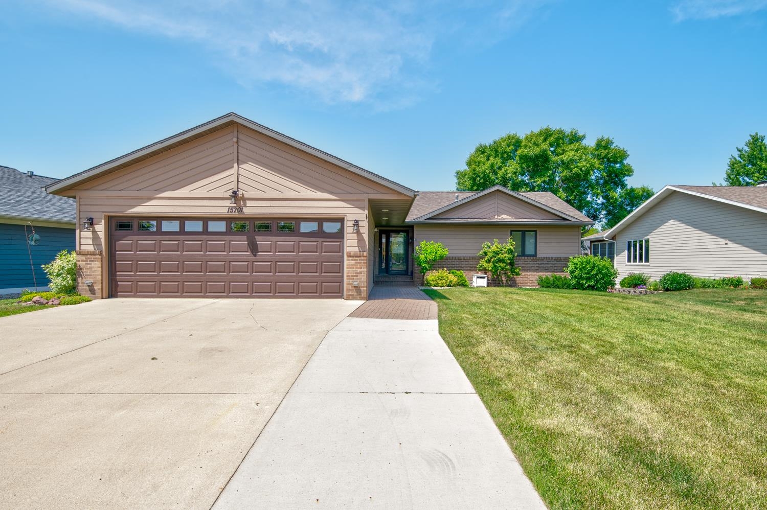 15701 FURMAN Road, Spirit Lake, IA 51360 MLS 230730 Price