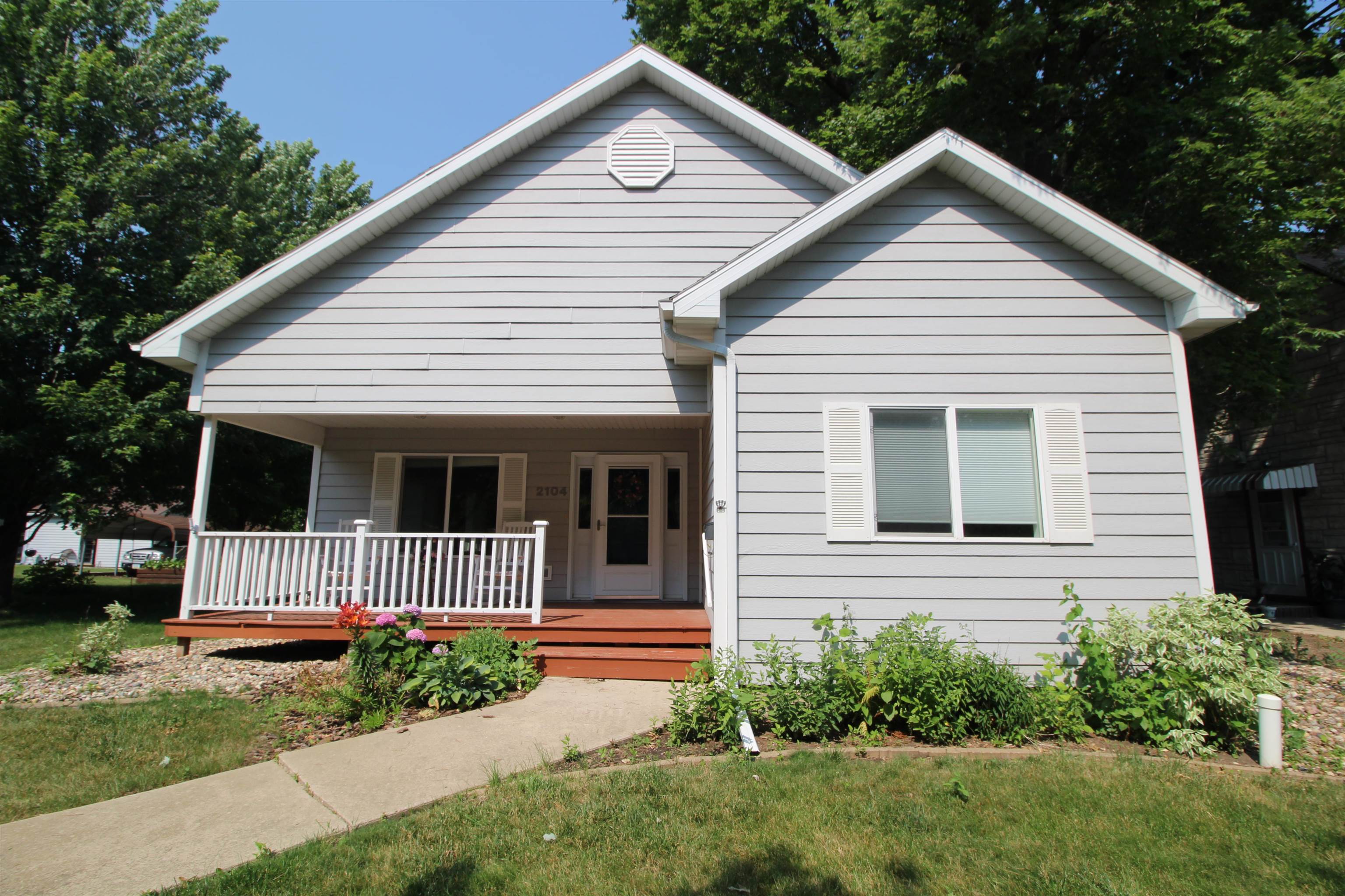 2104 Hill Avenue, Spirit Lake, IA 51360 
