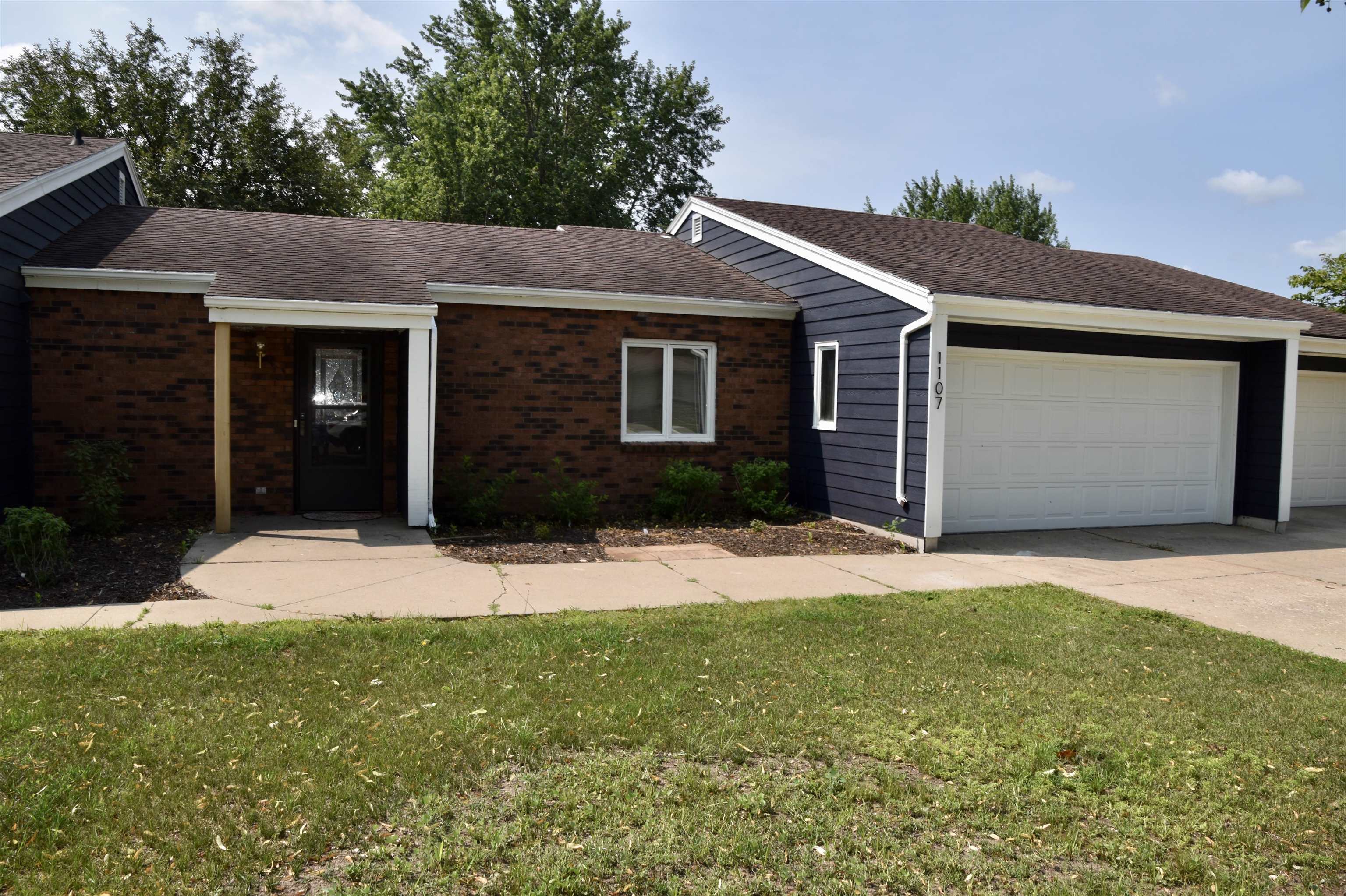1107 6th Street, Sibley, IA 51249 