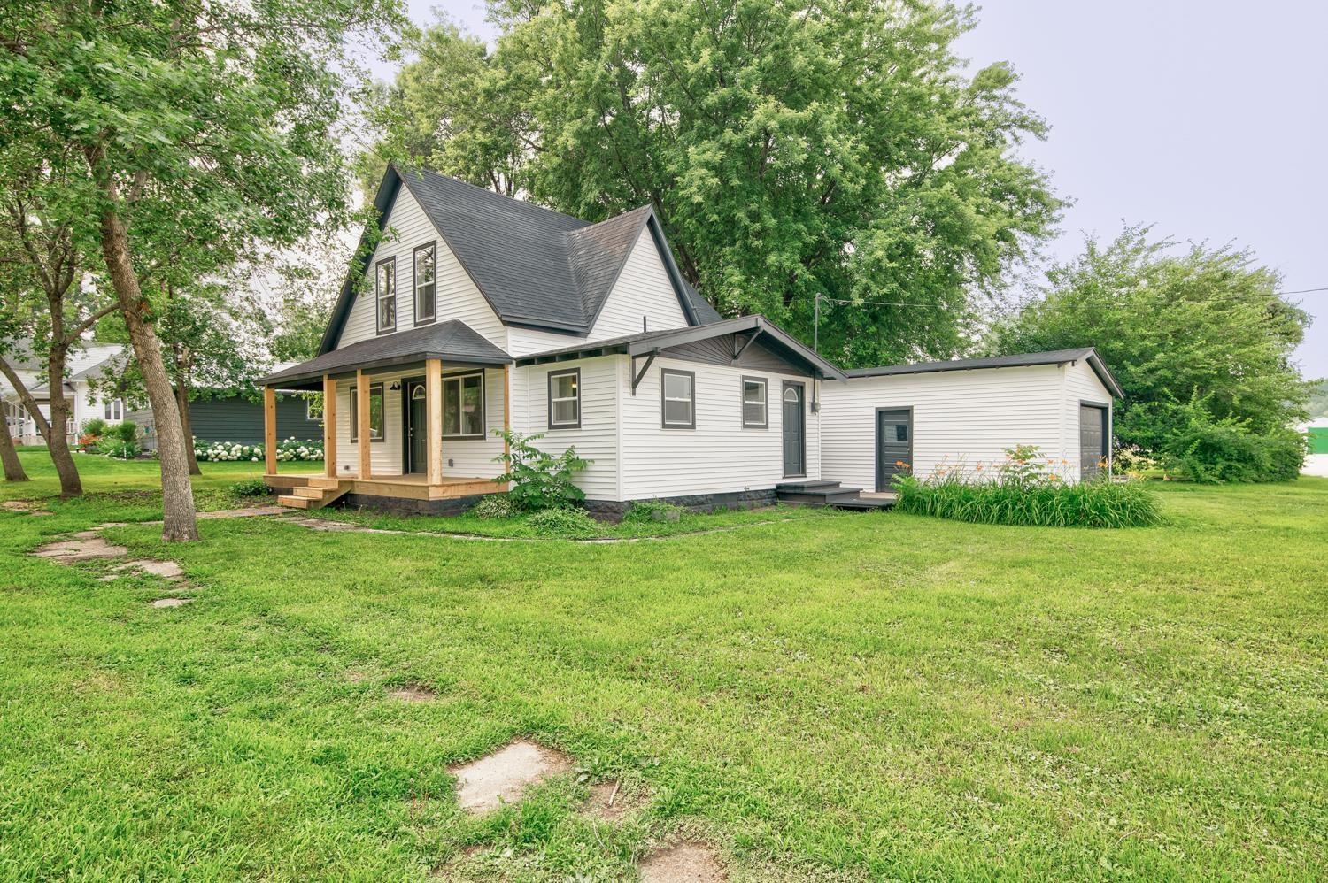 MLS #230810