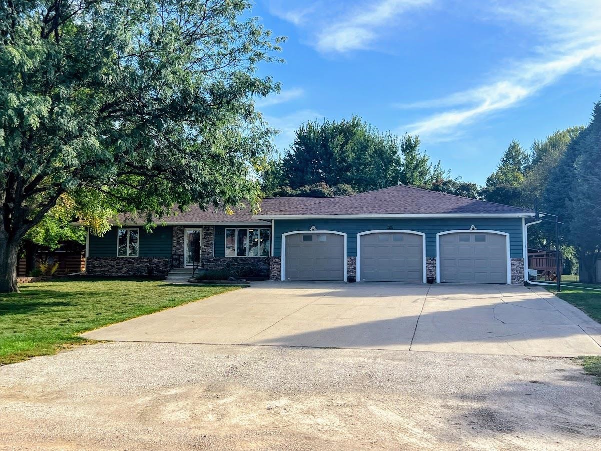 10 25Th Street, Spencer, IA 51301 