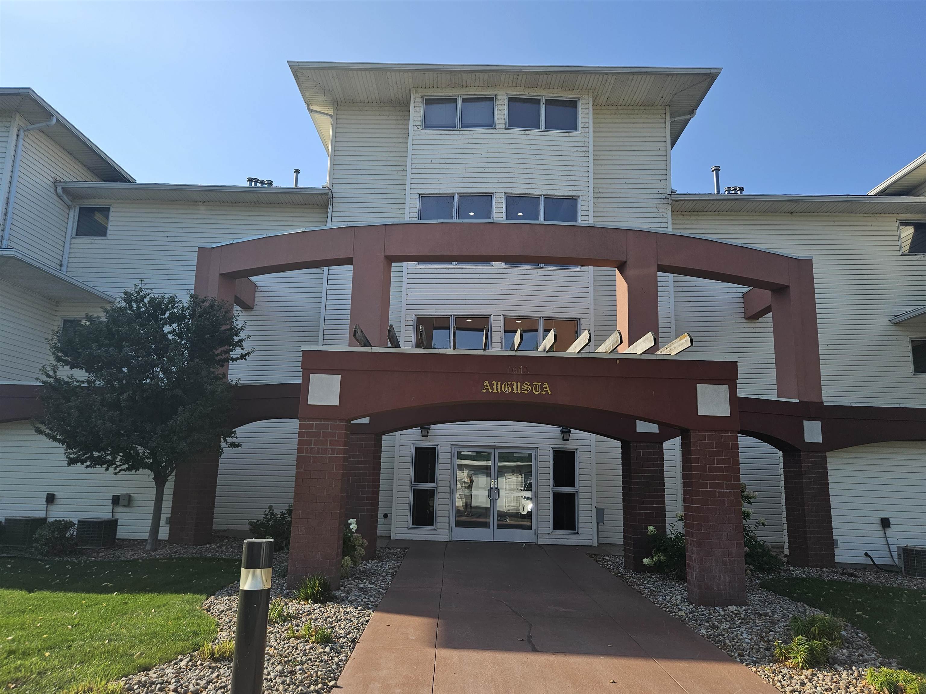 1613 Chalstrom Beach Road, Okoboji, IA 51355 MLS 231135 Price