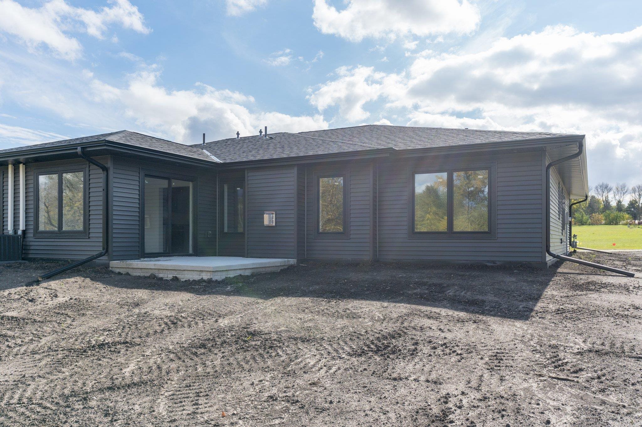 313 Sunset Sunset Avenue, Mountain Lake, MN 56159 