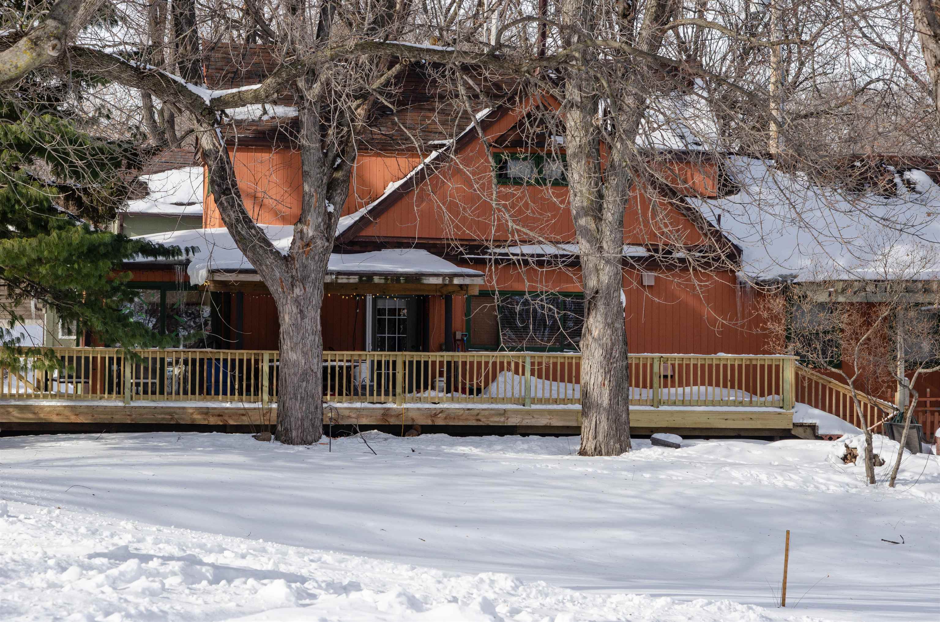 408 Lake Street, Spirit Lake, IA 51360 