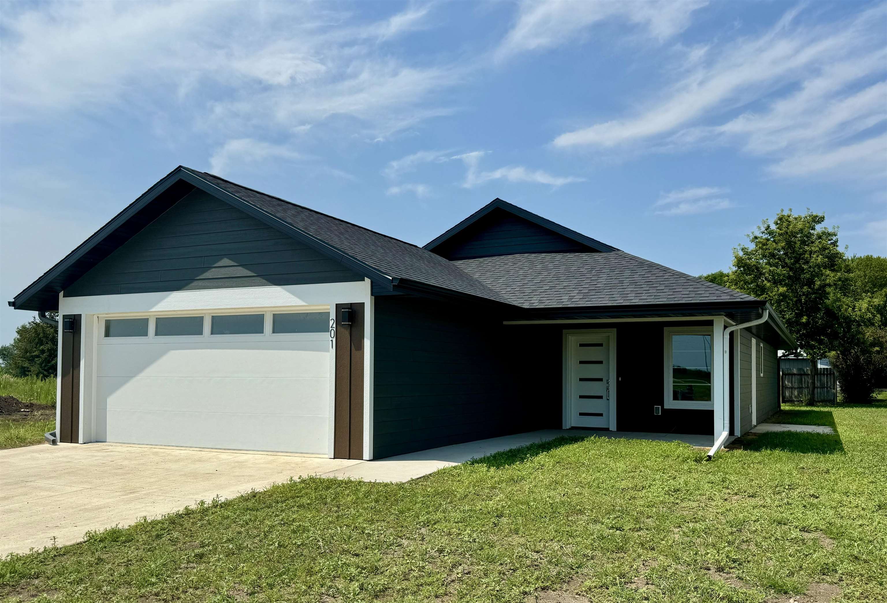 201 34th Avenue, Spencer, IA 51301 