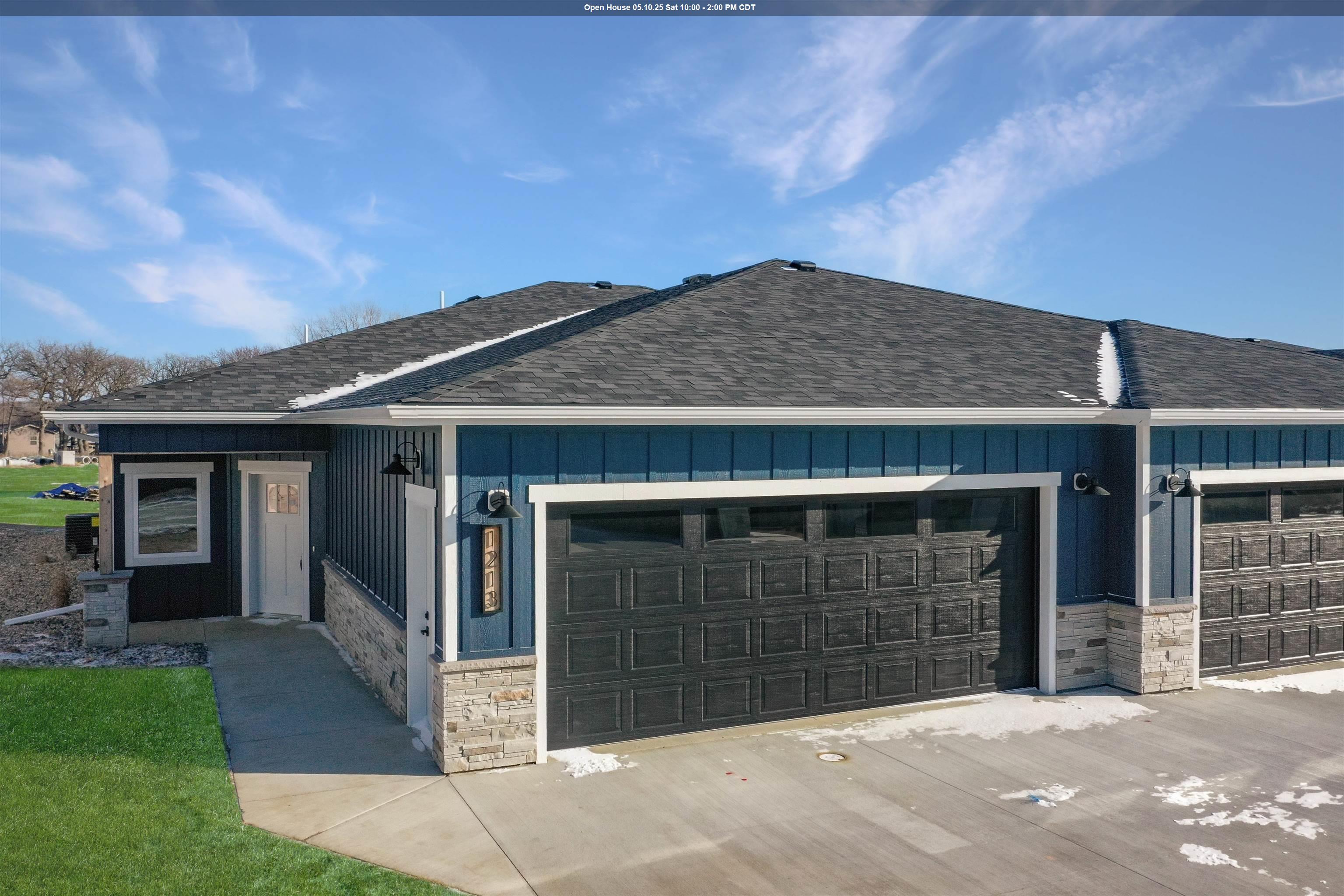 1213 Lower Loop, Arnolds Park, IA 51331 