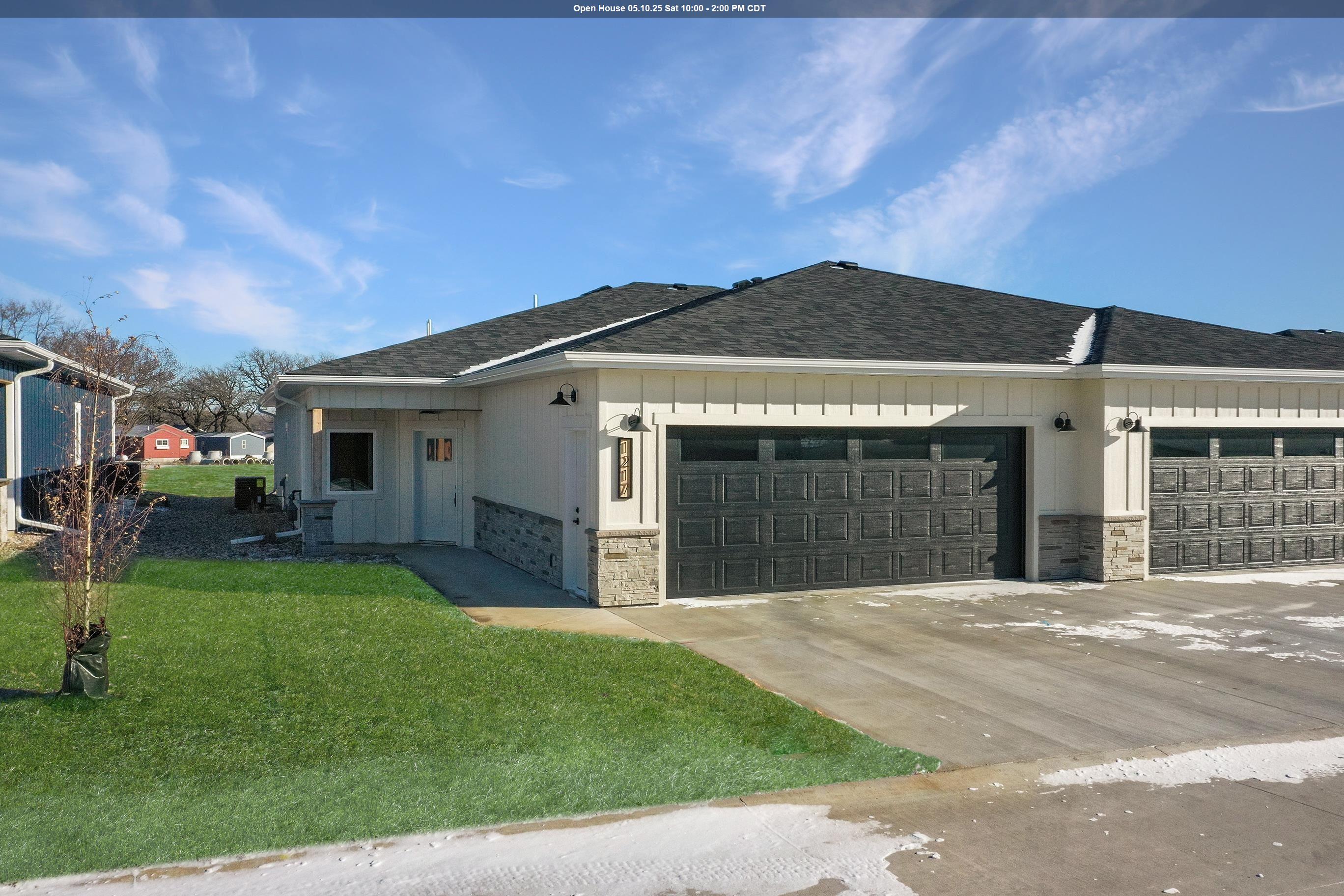 1217 Lower Loop, Arnolds Park, IA 51331 