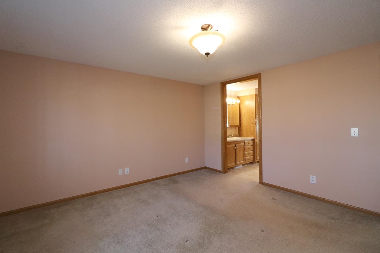 MLS #240105