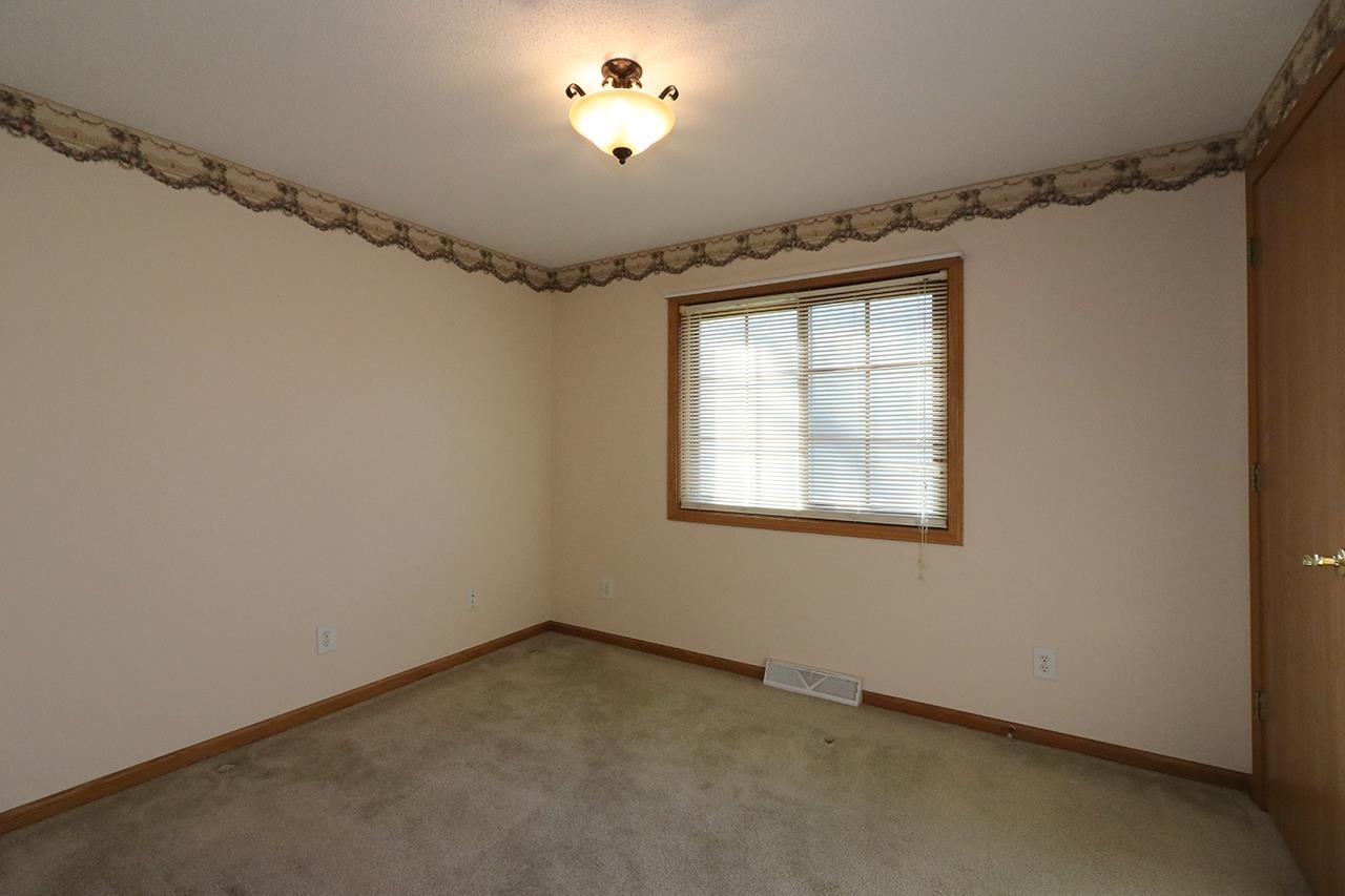 MLS #240105