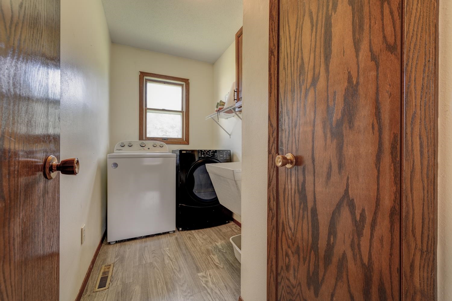 MLS #240502