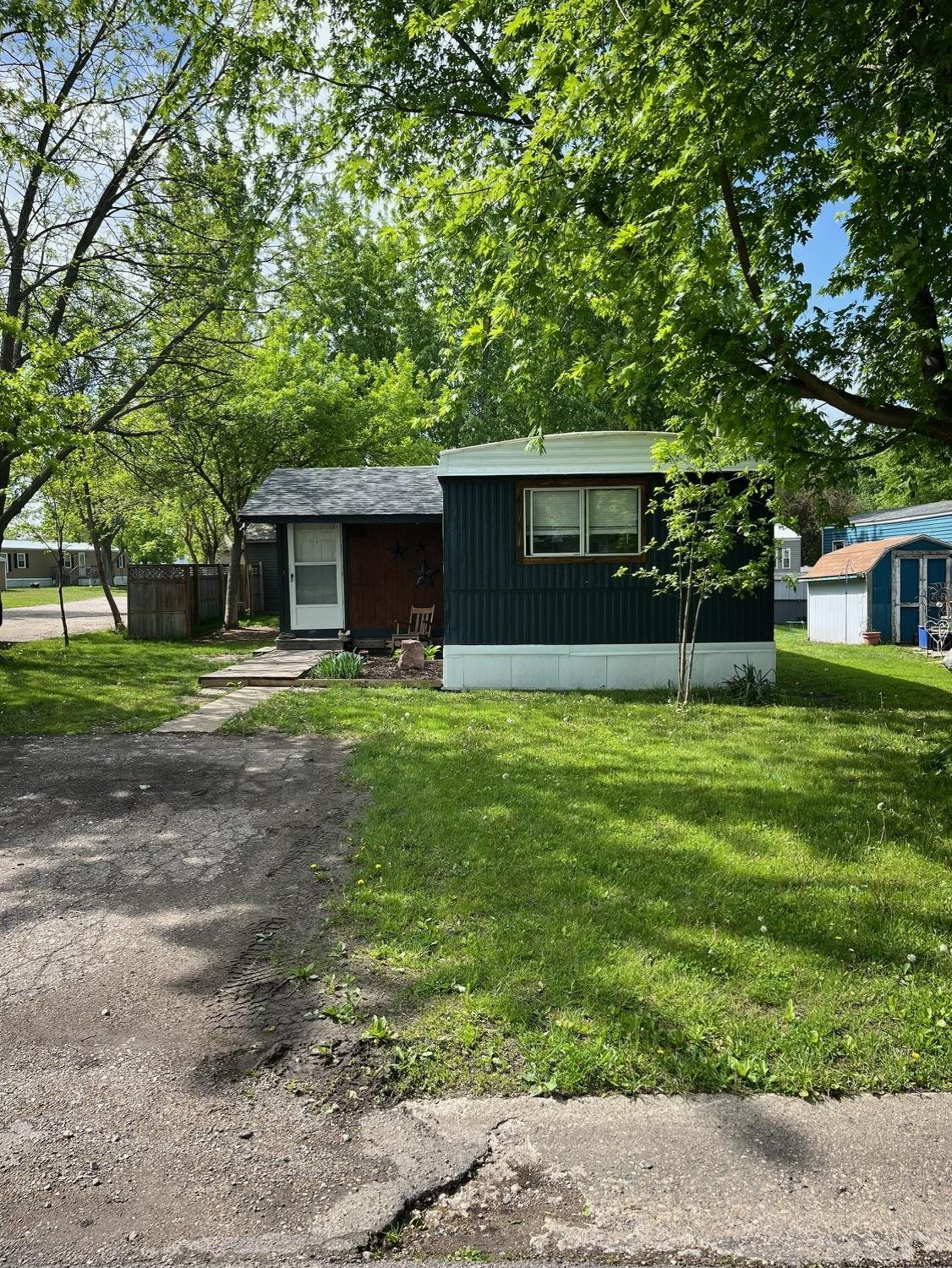 MLS #240512