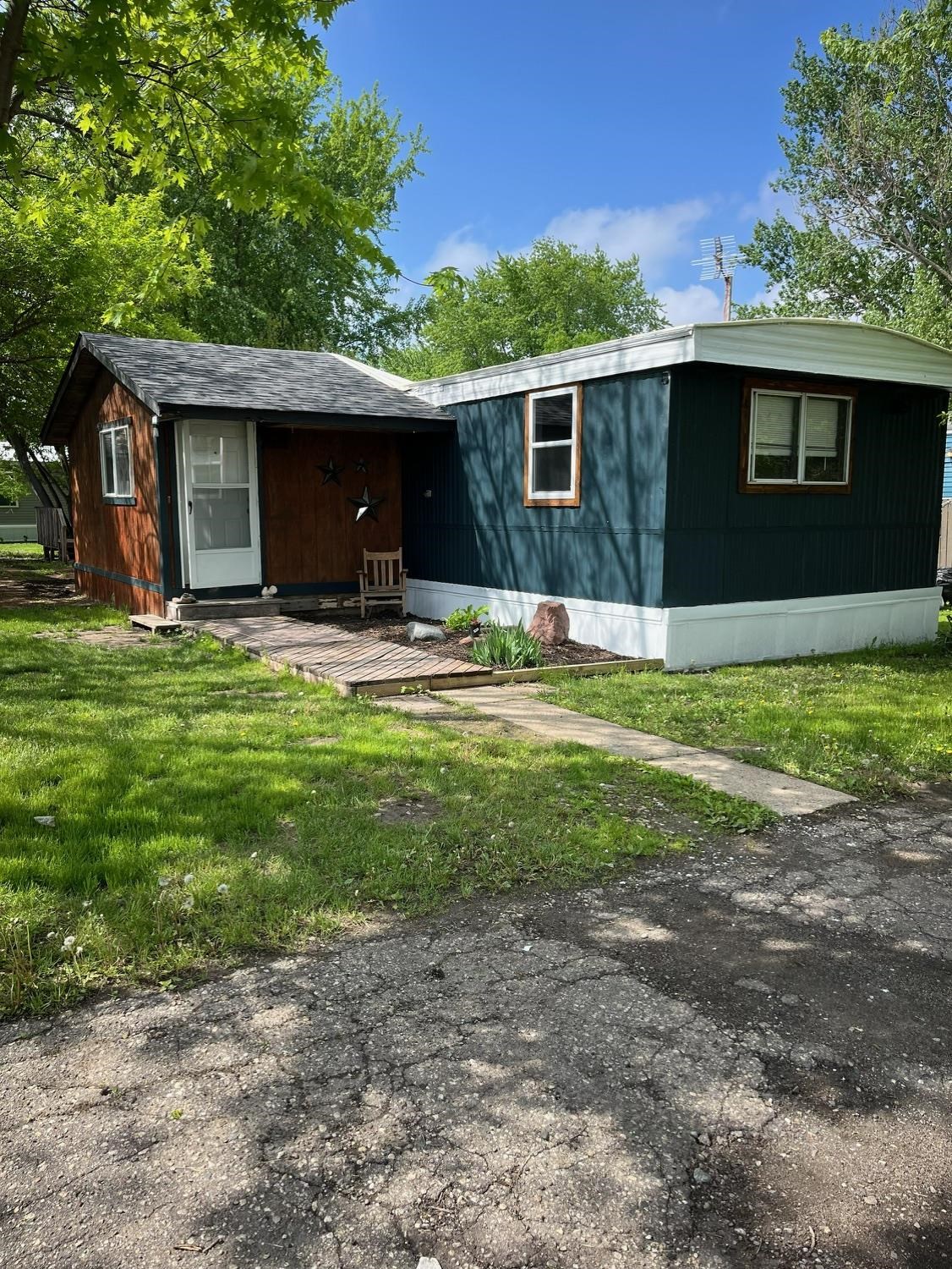 MLS #240512