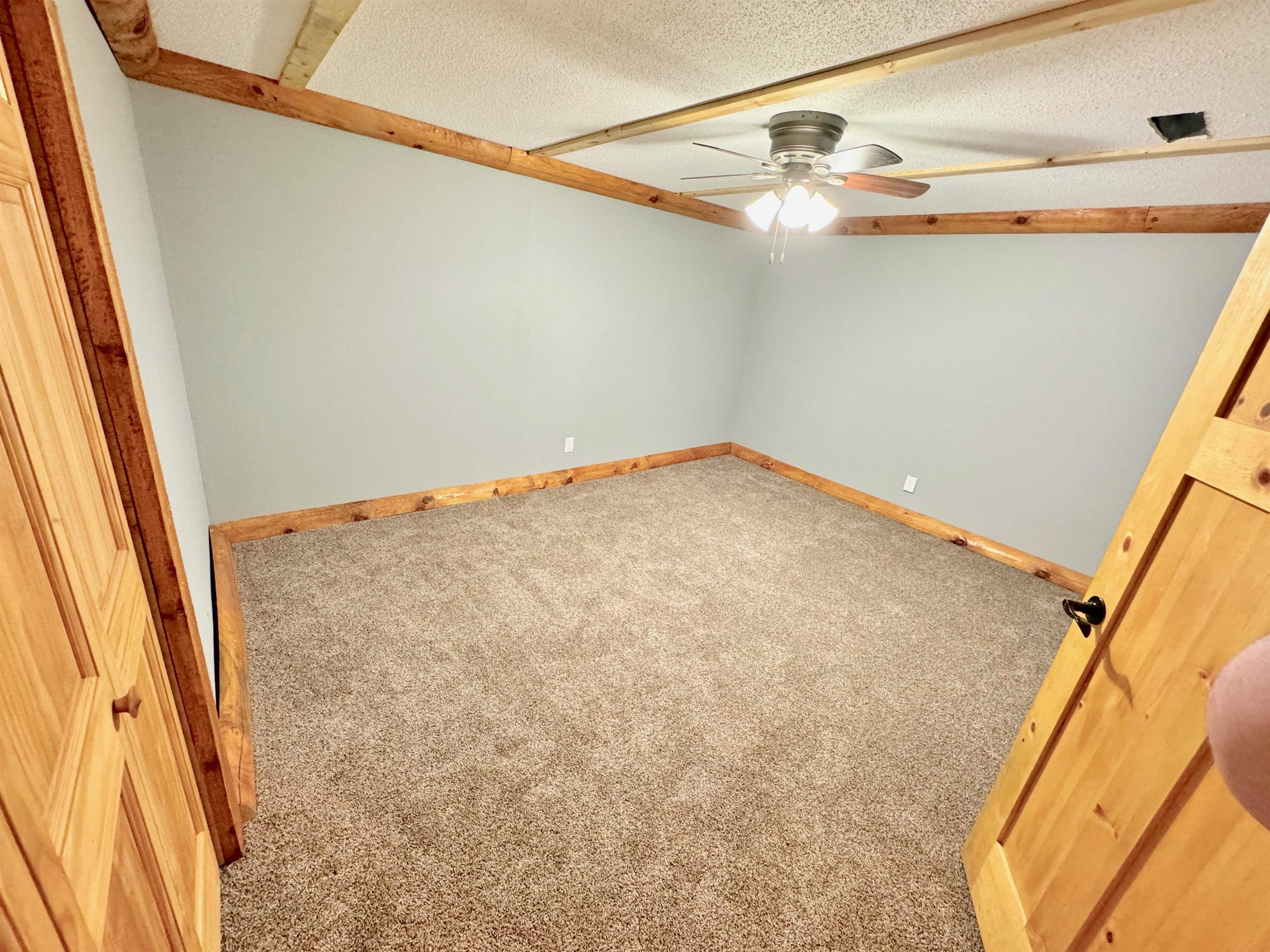 MLS #240521