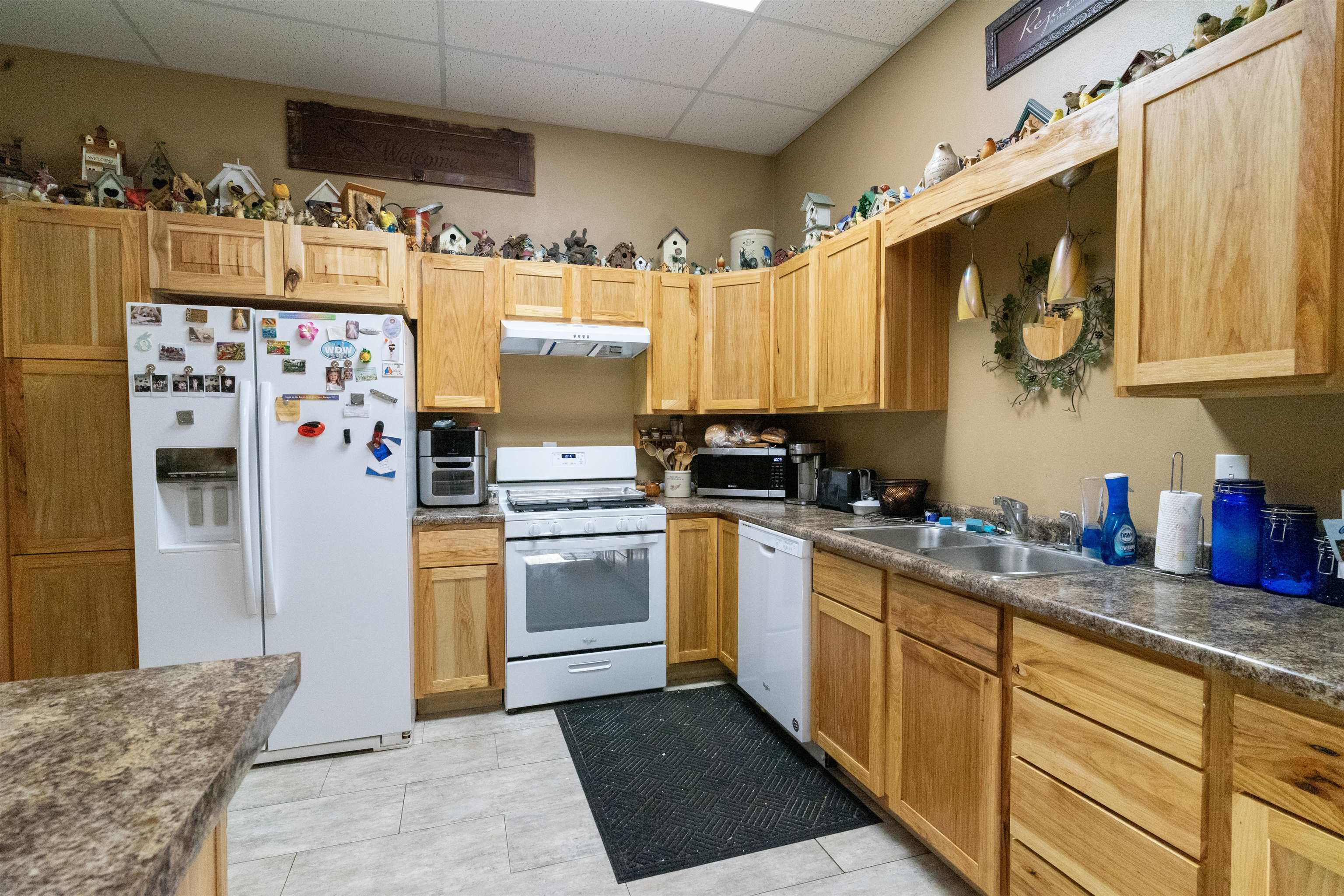 MLS #240527