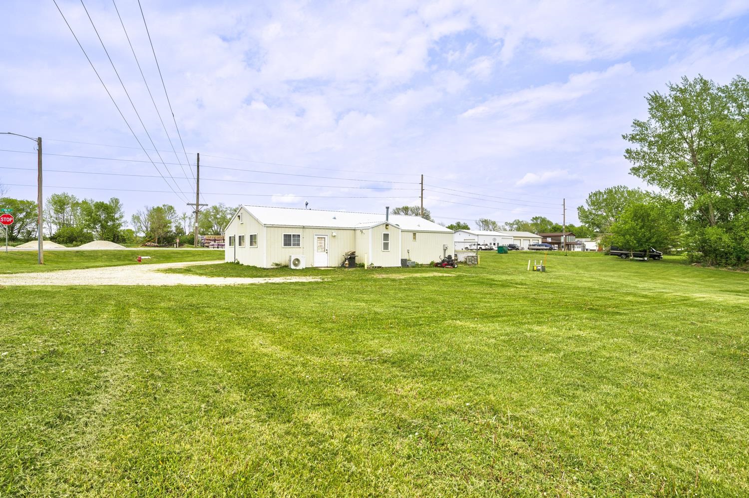 MLS #240528