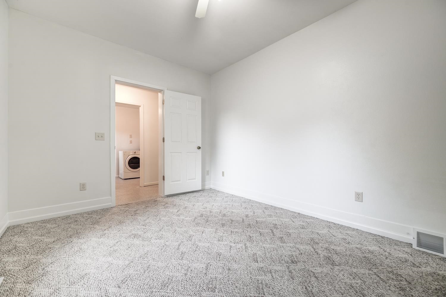 MLS #240604