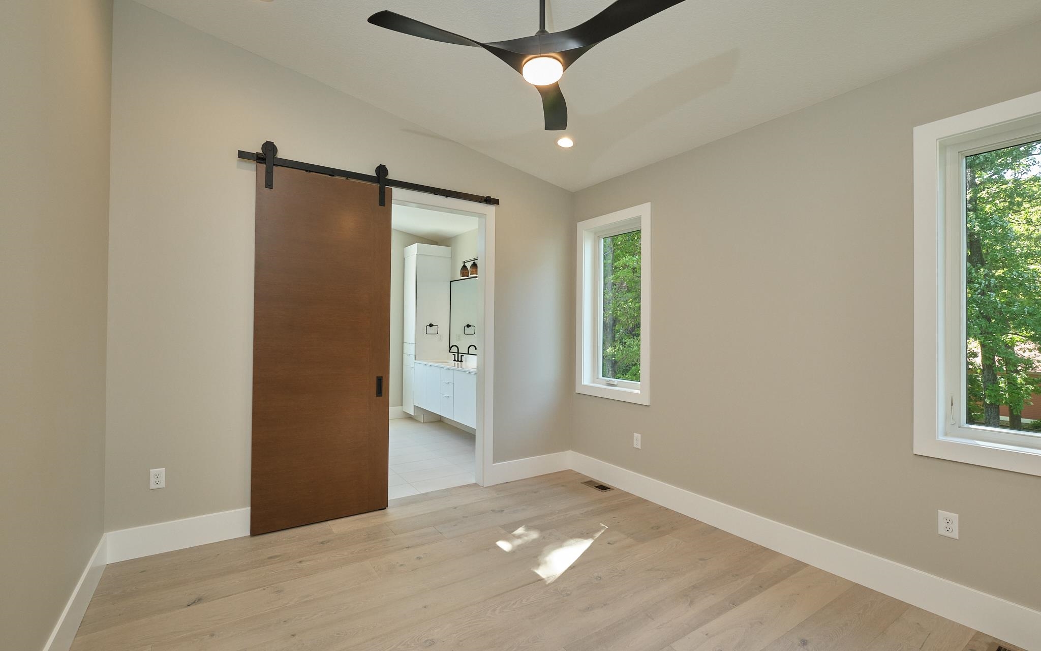MLS #240605