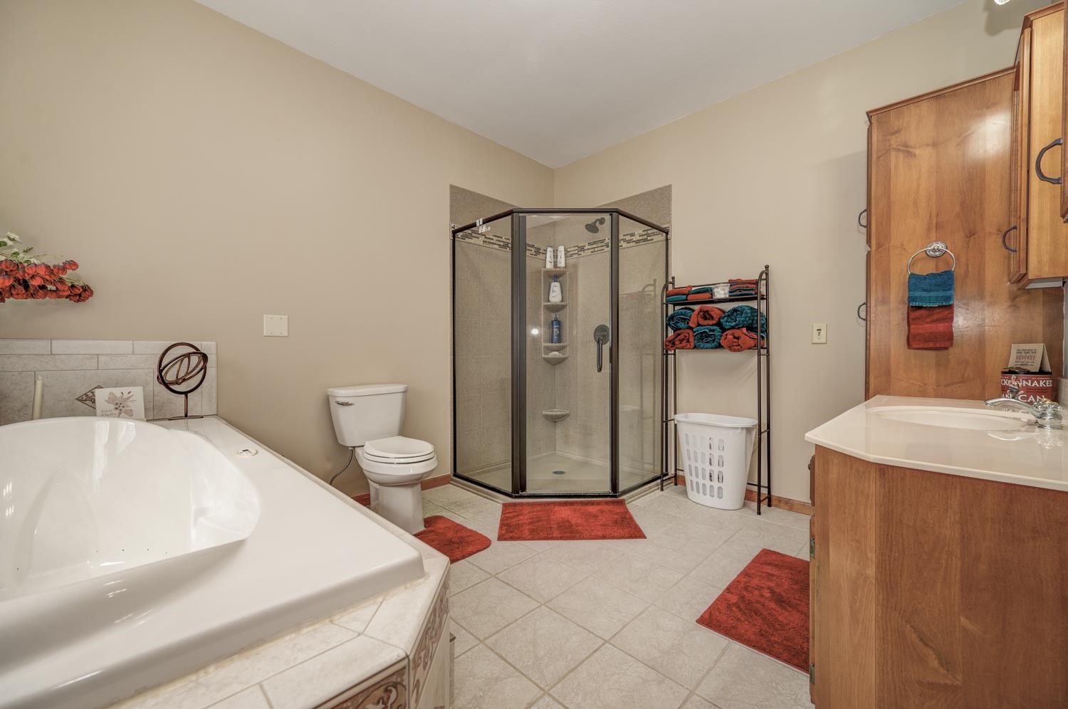 MLS #240606
